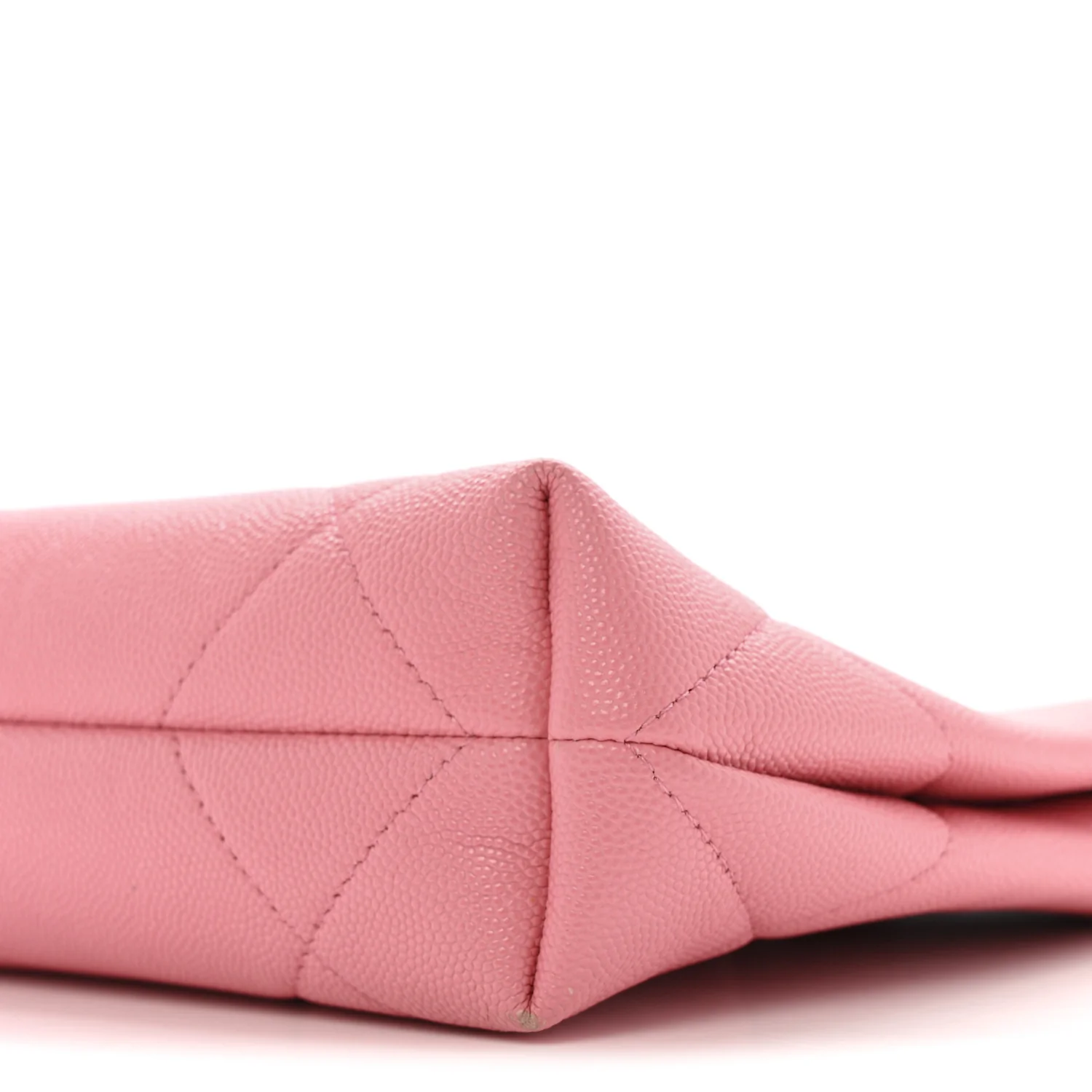 Caviar Quilted A Real Catch Clutch Pink - Top Club