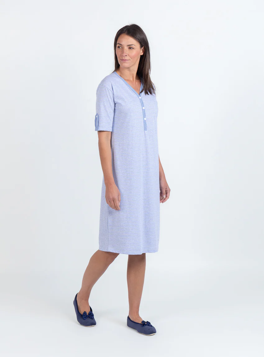 Chemise de nuit femme en coton rayé bleu
