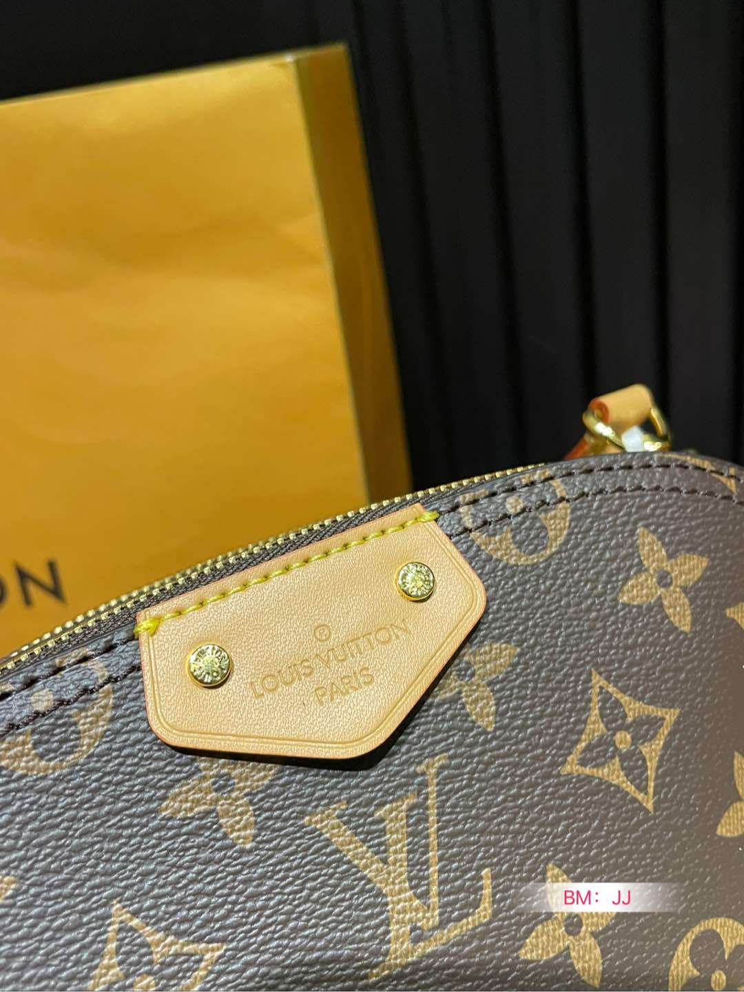 Louis new arrival bb bag size: 24*15 cm - Top Club