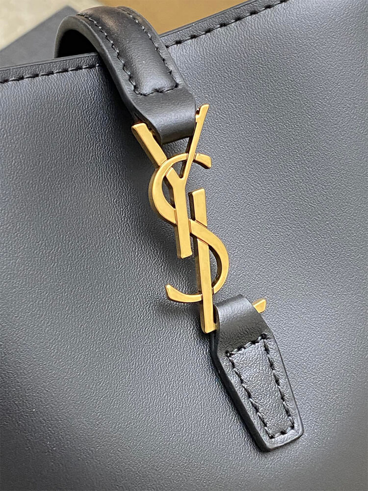 YSL LE 37 mini in shiny leather - Top Club