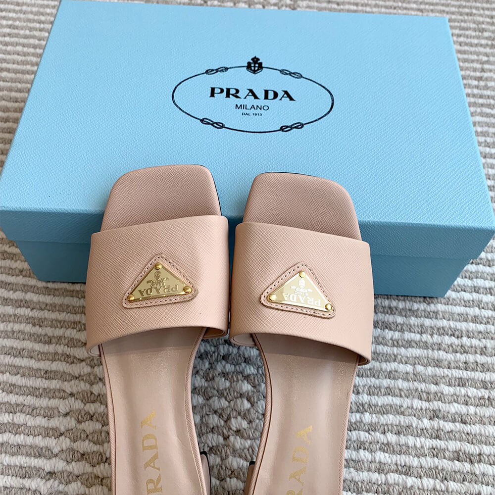 Prada Saffiano patent leather sandals - Top Club