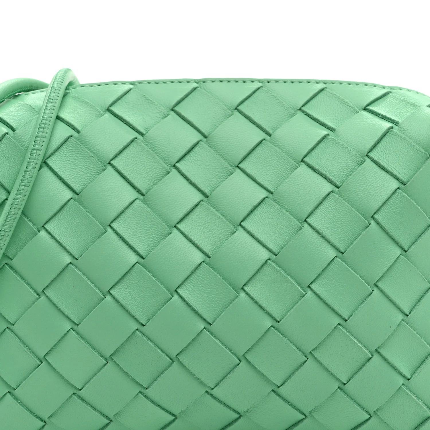 Nappa Intrecciato Mini Loop Camera Bag Fountain - Top Club