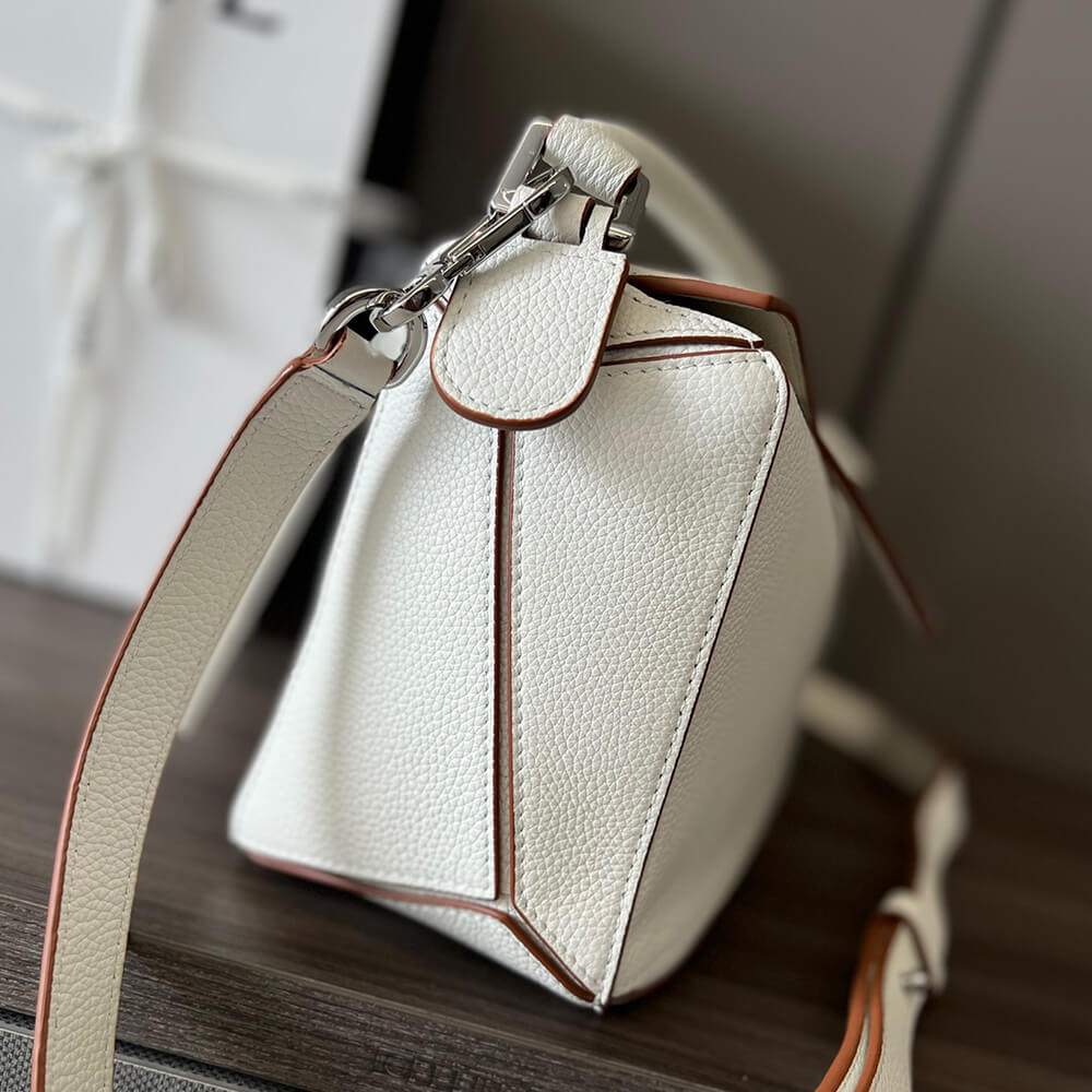 LOEWE Small Puzzle Bag - Top Club