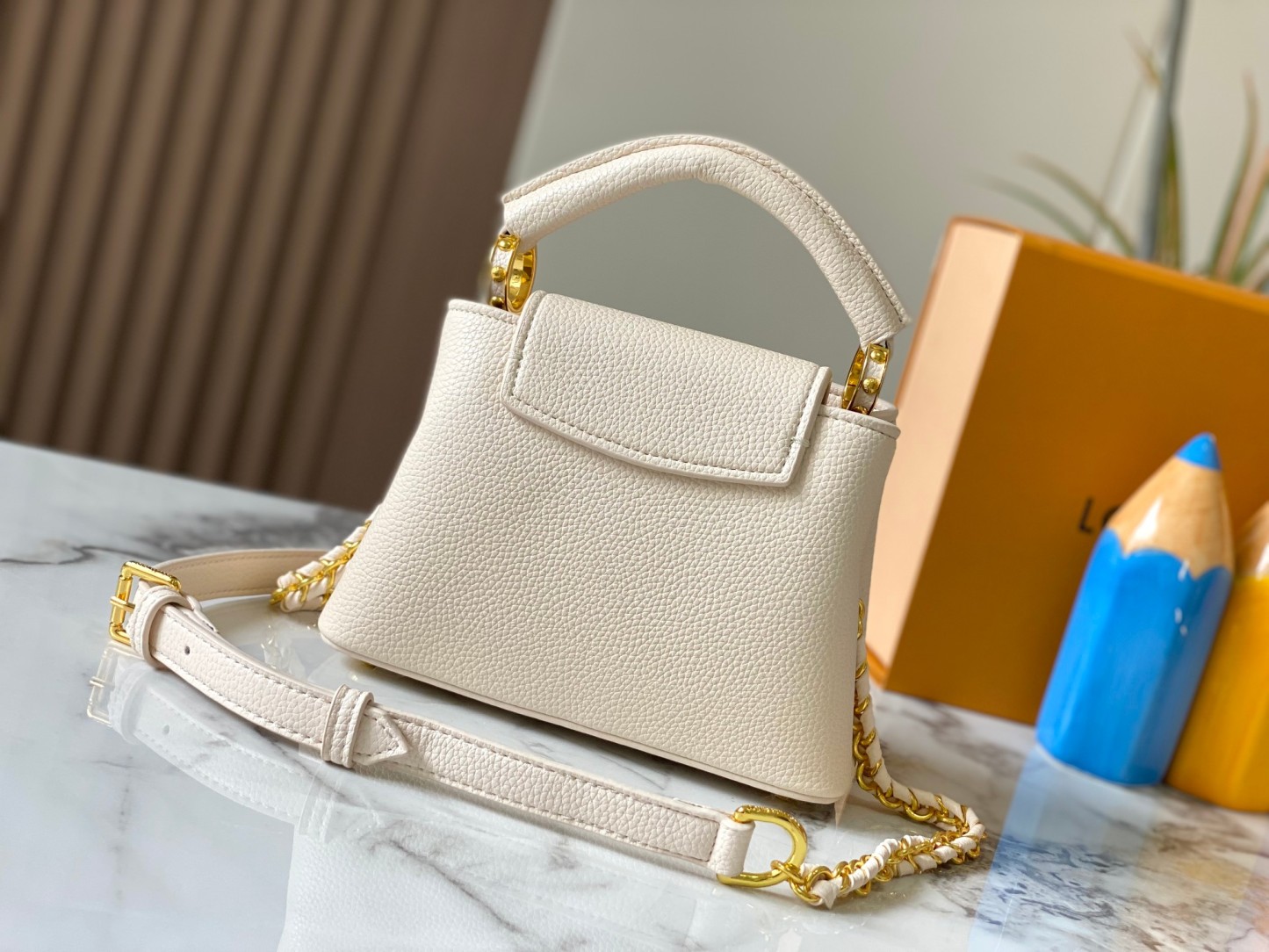 Louis Milky Way Capucines BB  Taurillon leather M23082 size: 21��14��8cm - Top Club