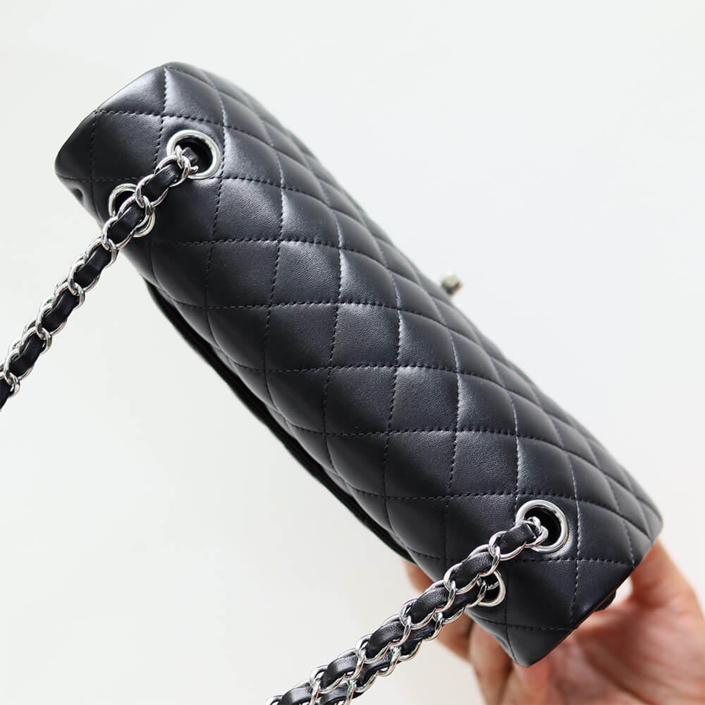 CHANEL CLASSIC FLAP HANDBAG(TAX-FREE Grade) - Top Club