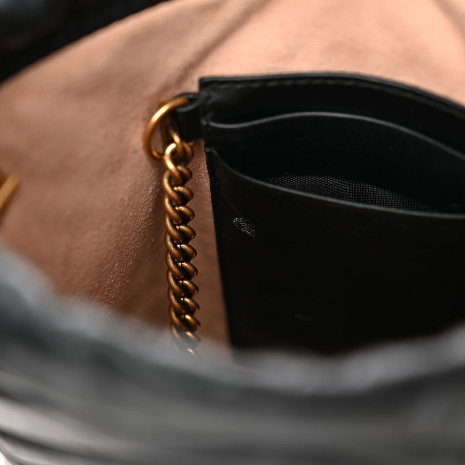 Calfskin Matelasse Mini GG Marmont 2.0 Bucket Bag Black - Top Club