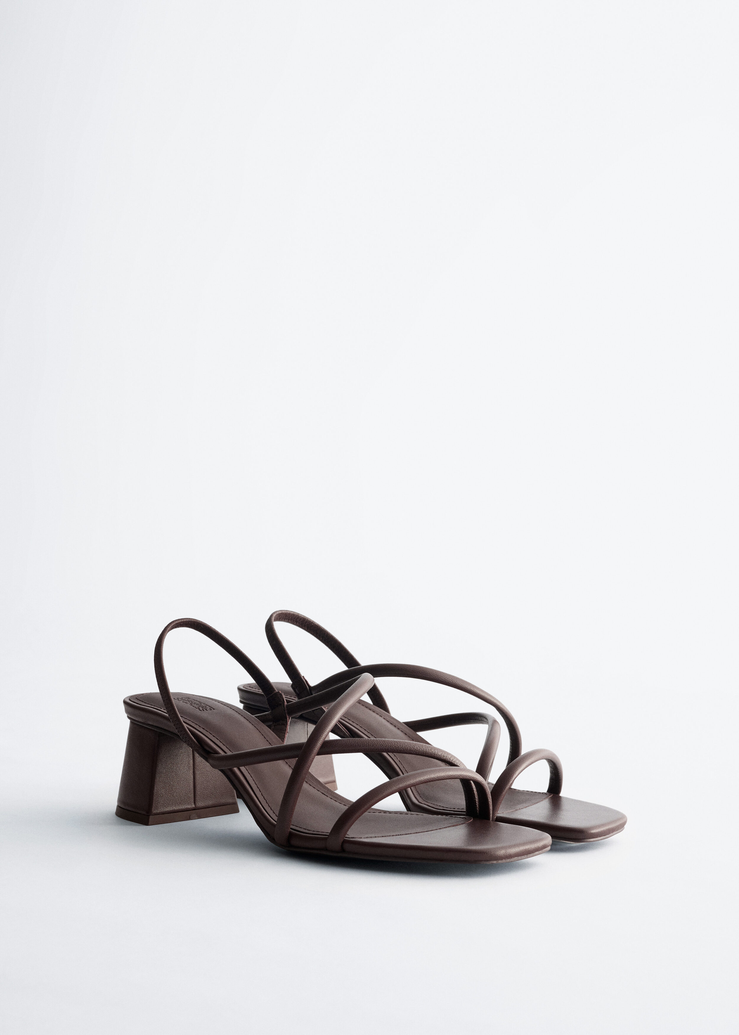 & Other Stories STRAPPY BLOCK HEEL SANDALS