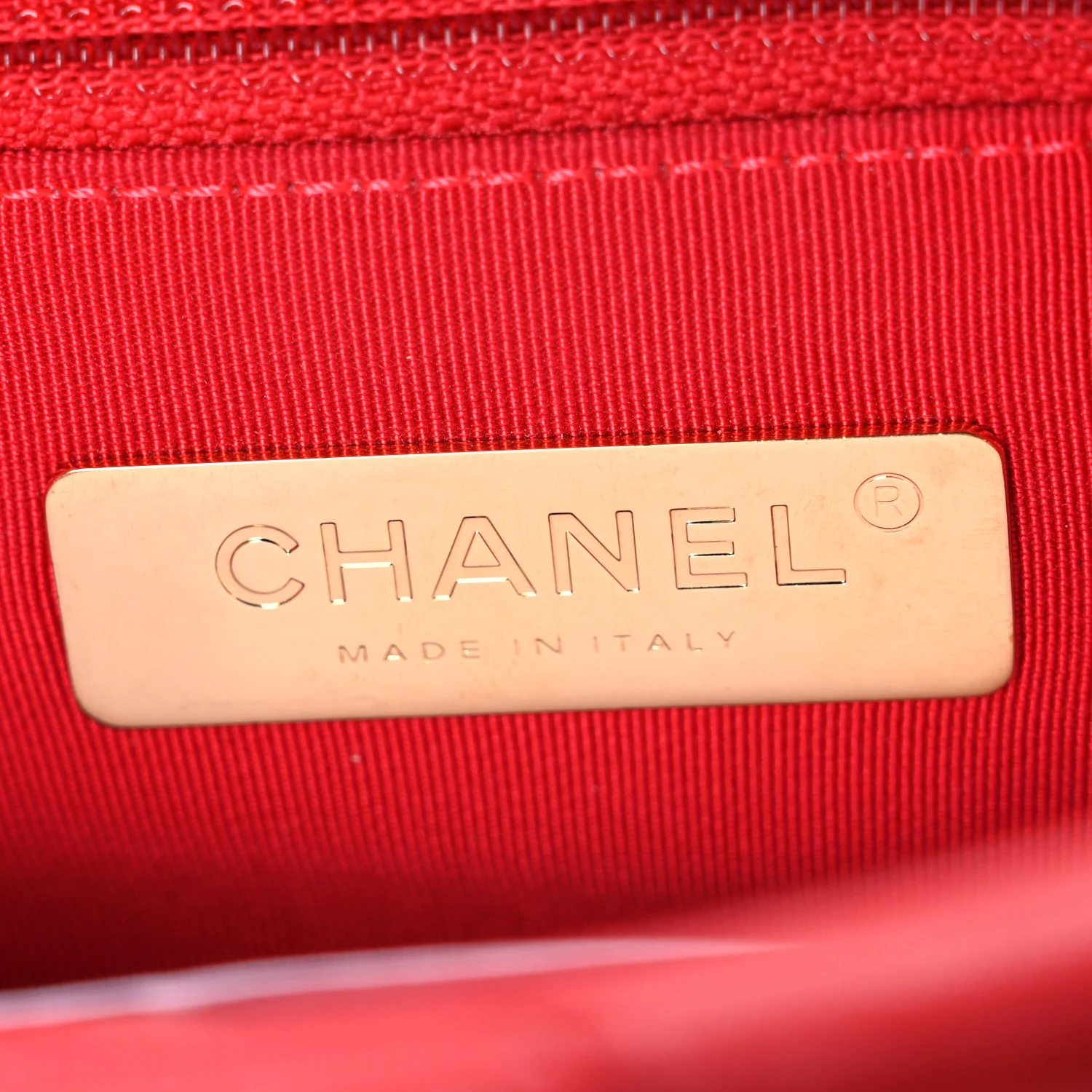 Lambskin Quilted Medium Chanel 19 Flap Red - Top Club