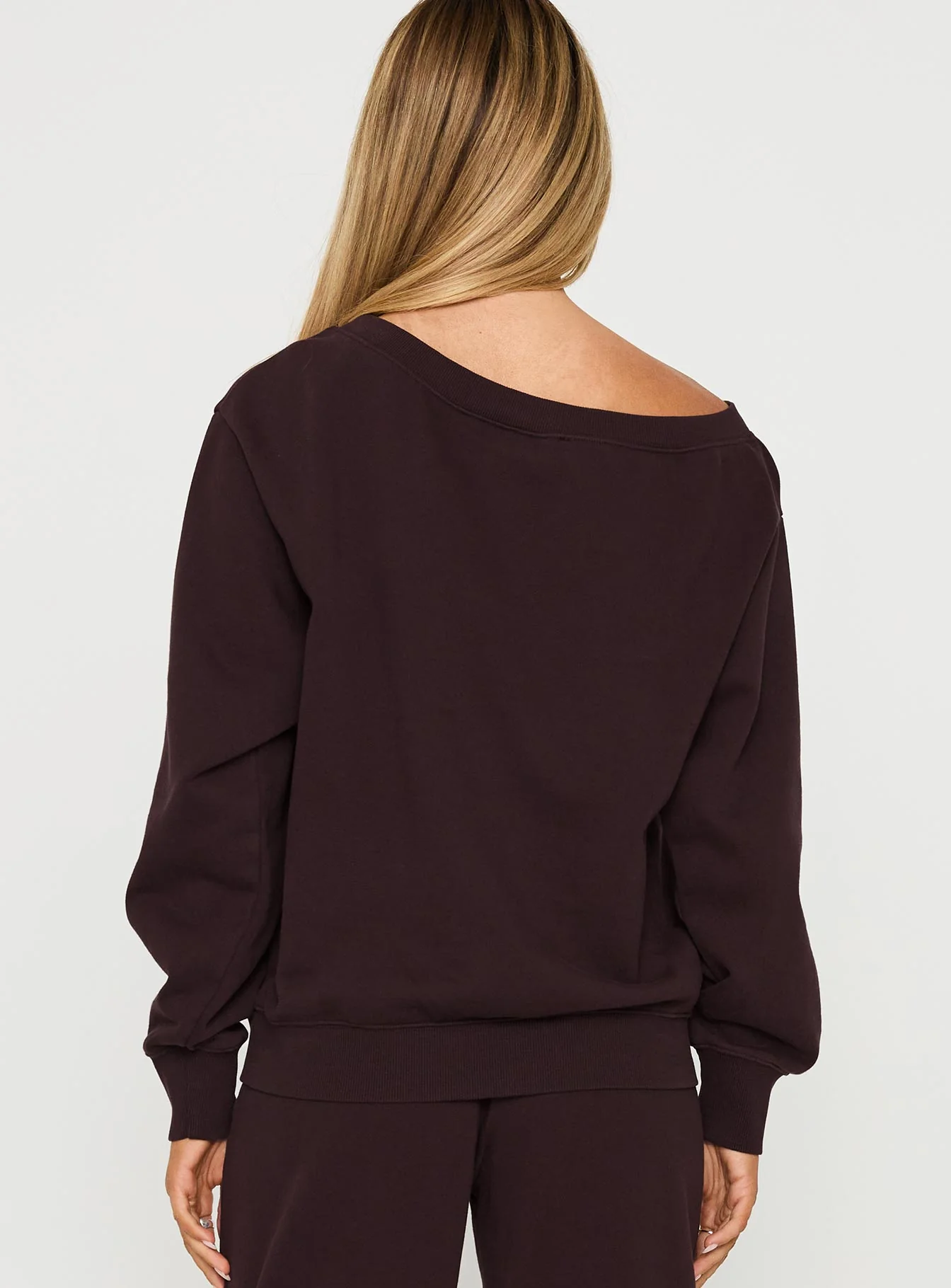 Wellness Off The Shoulder Jumper Brown