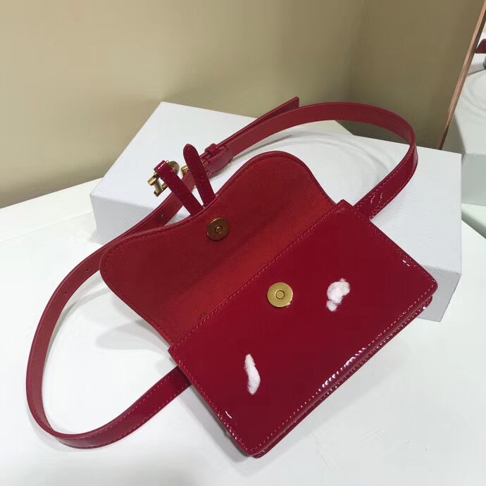 D Saddle Belt Bag In Red Patent Leather - Top Club
