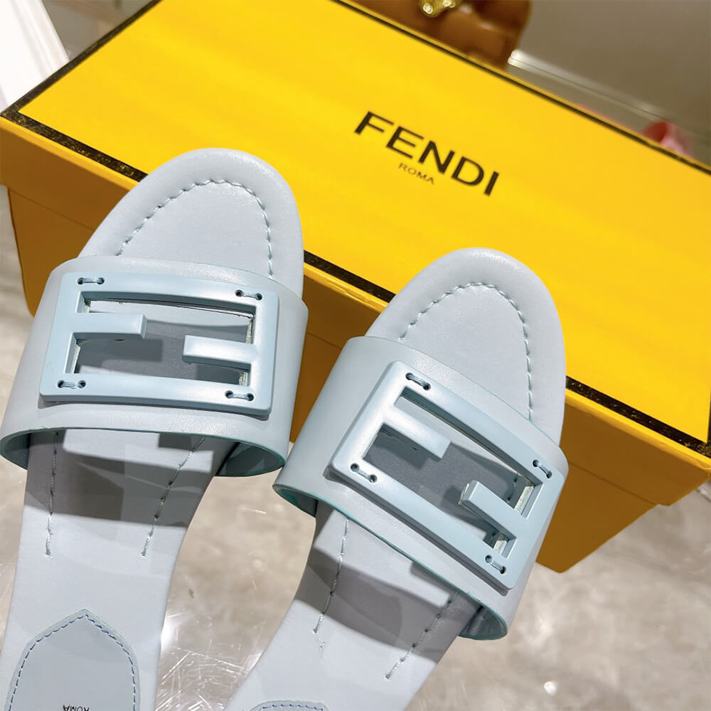 Fendi Baguette Slides - Top Club