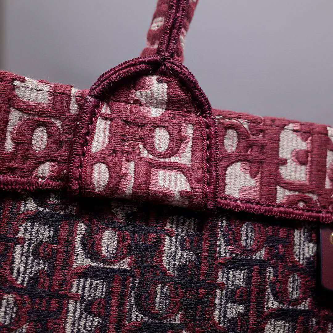 CD Unisex CD Book Tote Maroon CD Oblique Embroidered Velvet - Top Club