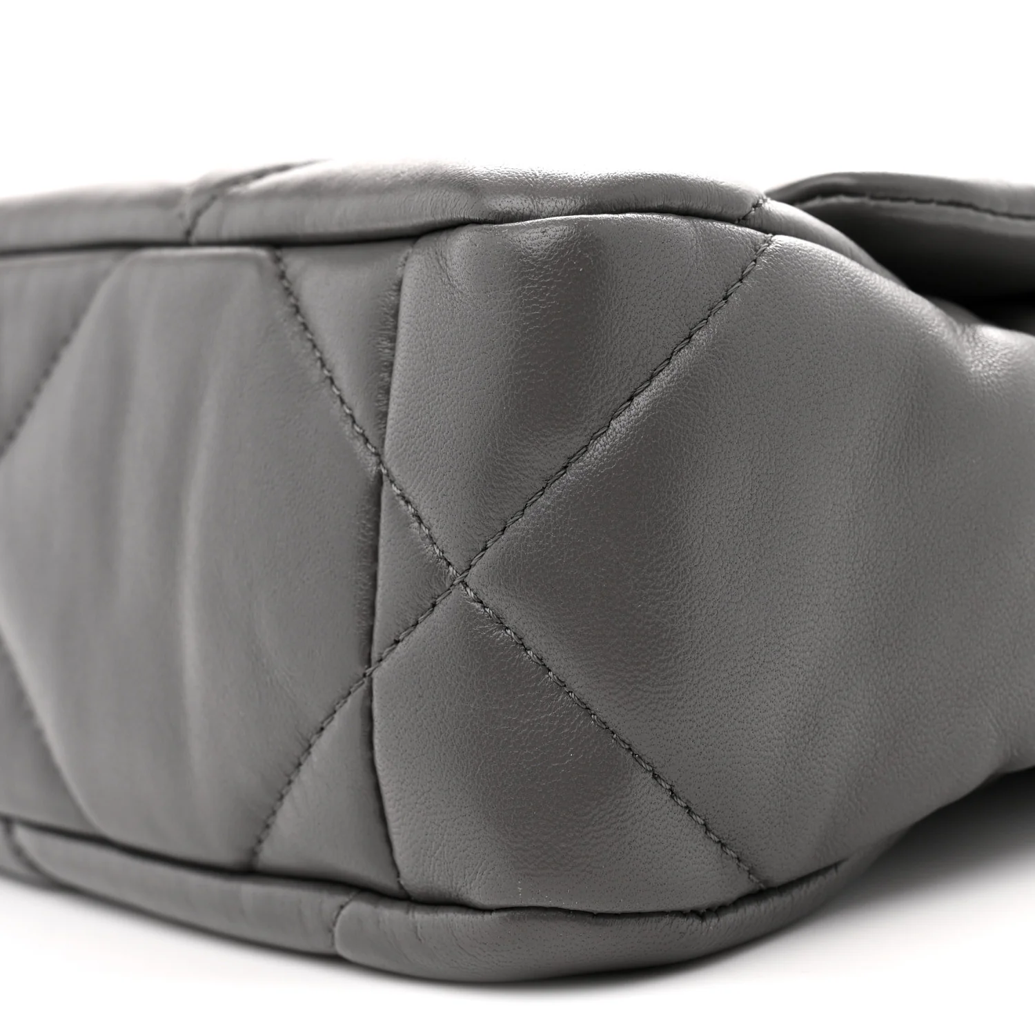 Lambskin Quilted Medium Chanel 19 Flap Dark Grey - Top Club