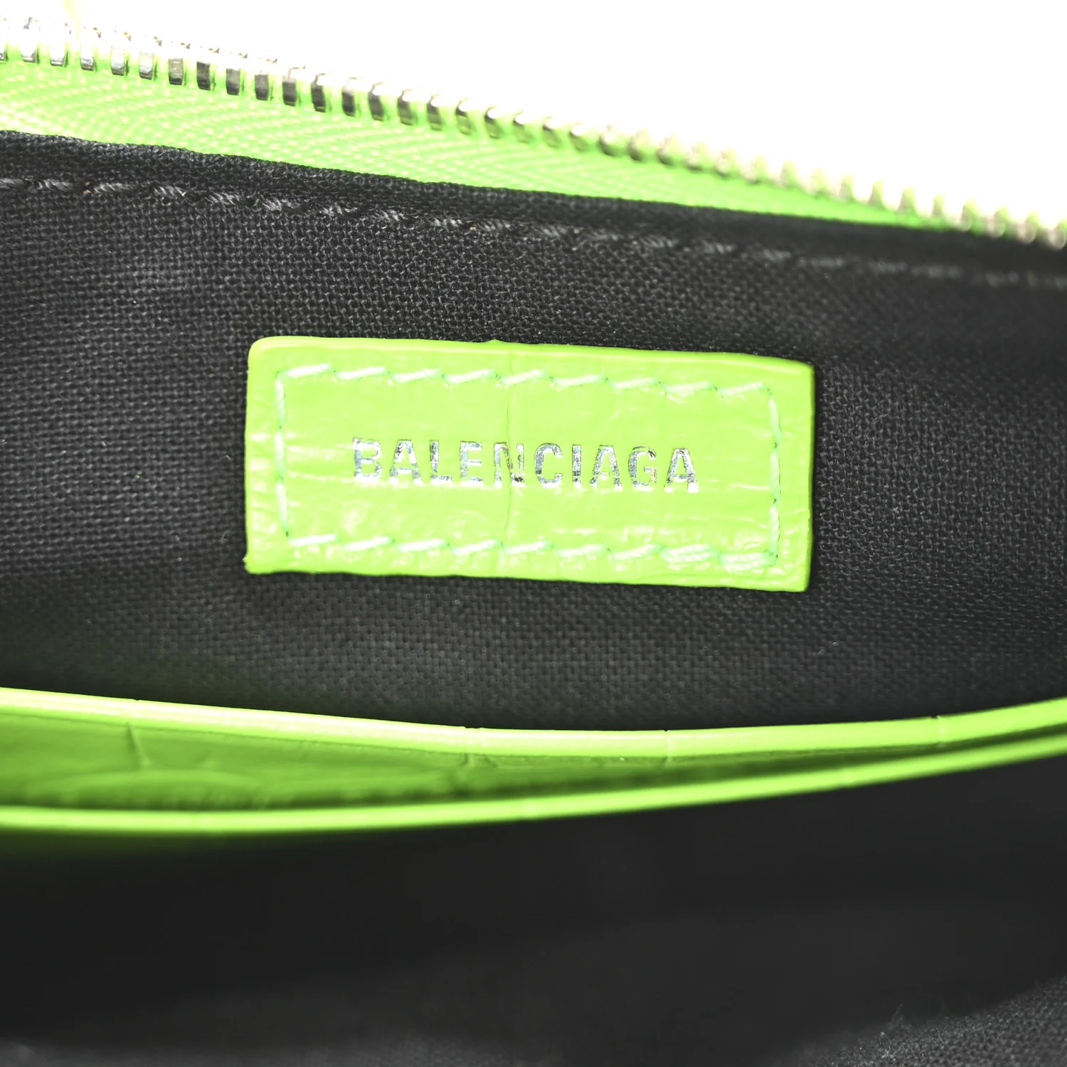 Extra Supple Calfskin Crocodile Embossed Le Cagole Mini Purse With Chain Acid Green - Top Club