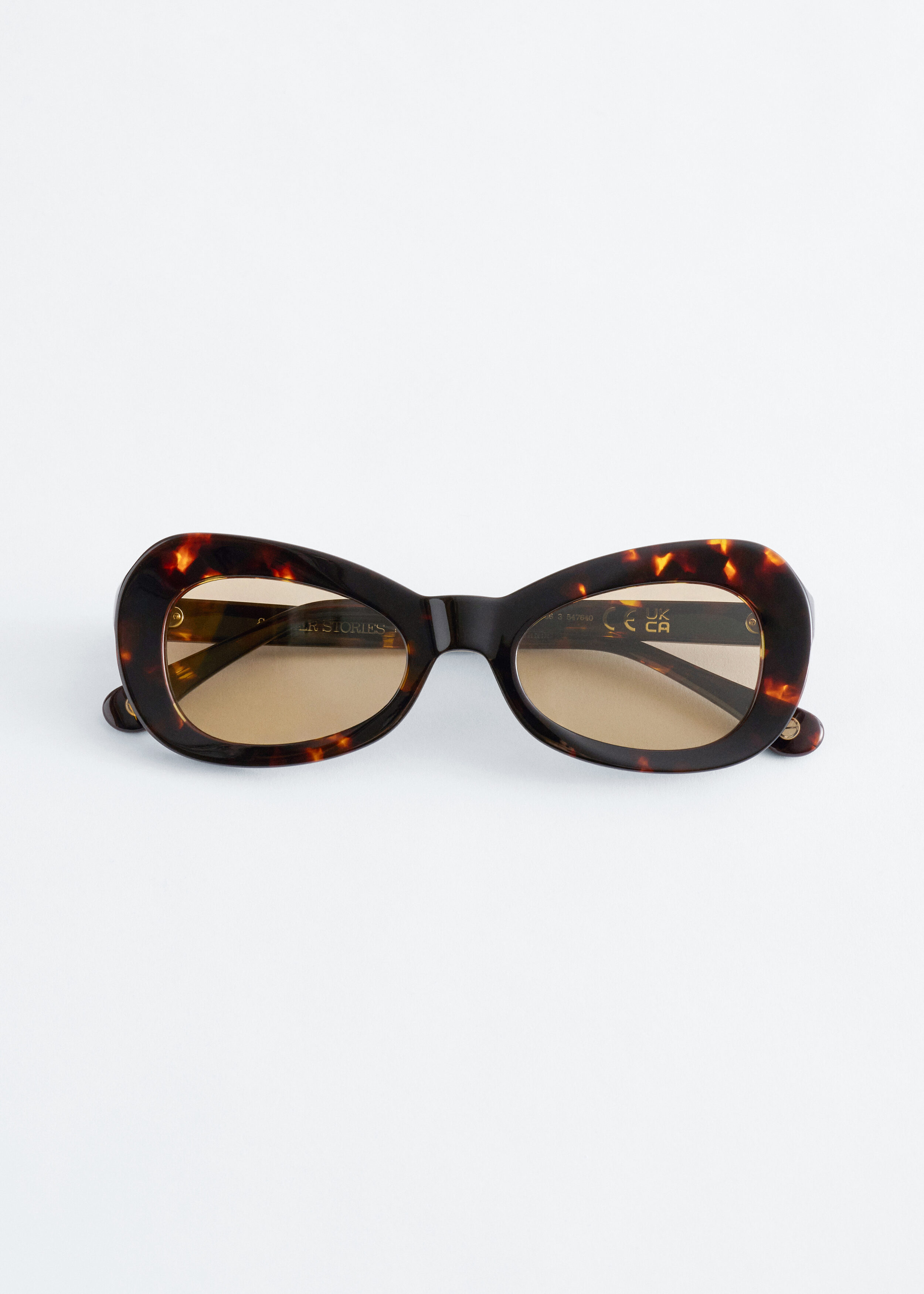 & Other Stories OVAL CAT-EYE SUNGLASSES