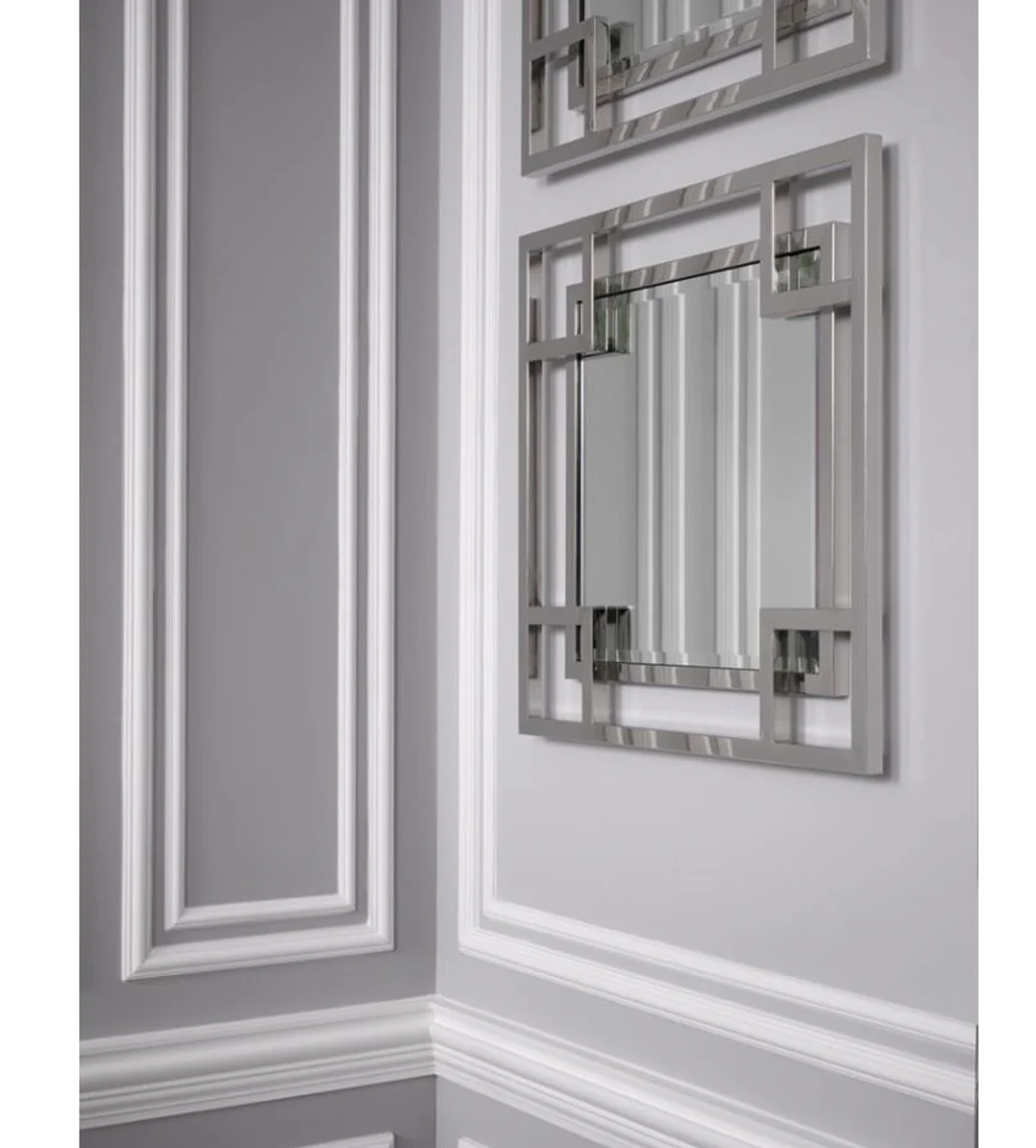 Designer wall mirror silver 90 x H. 90 cm - luxury mirror