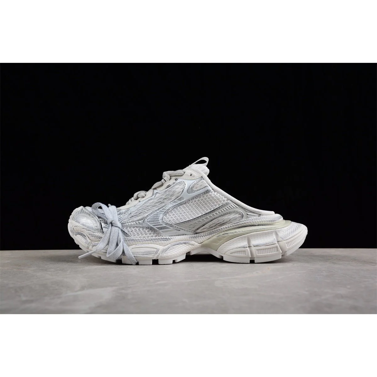 BALENCIAGA 3XL MULE x WHITE EGGSHELL - Sneaker Replica Workshop