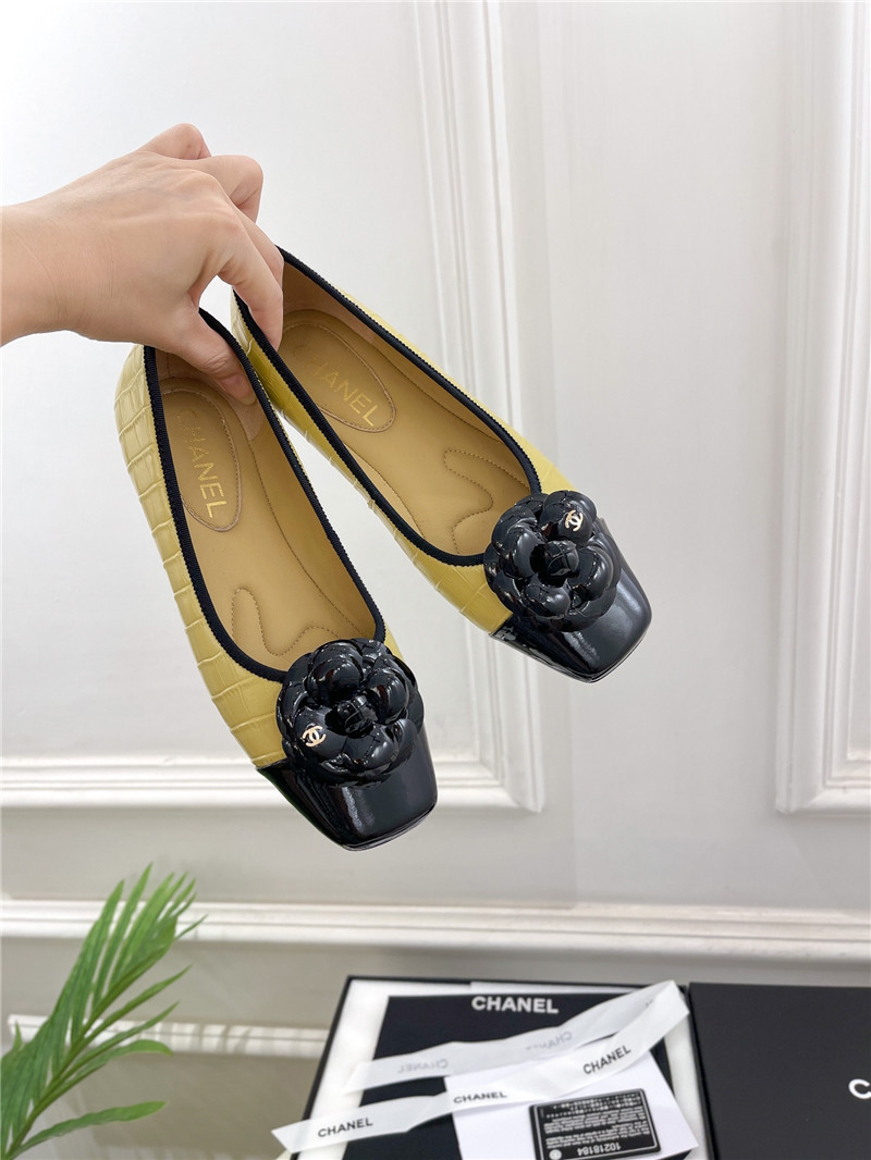 Chanel catwalk style camellia shoes - Sneaker Replica Workshop