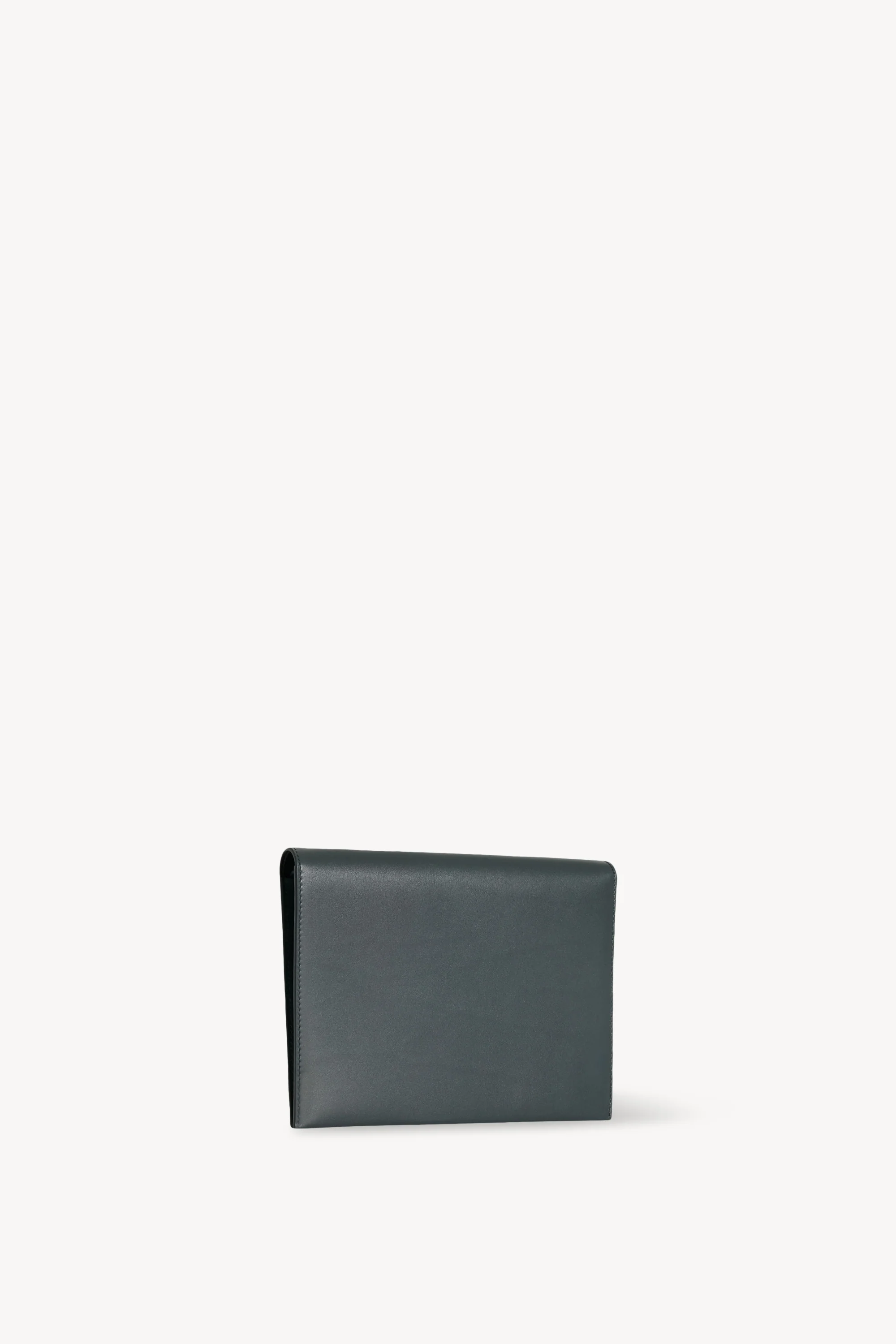 Travel Pouch in Leather