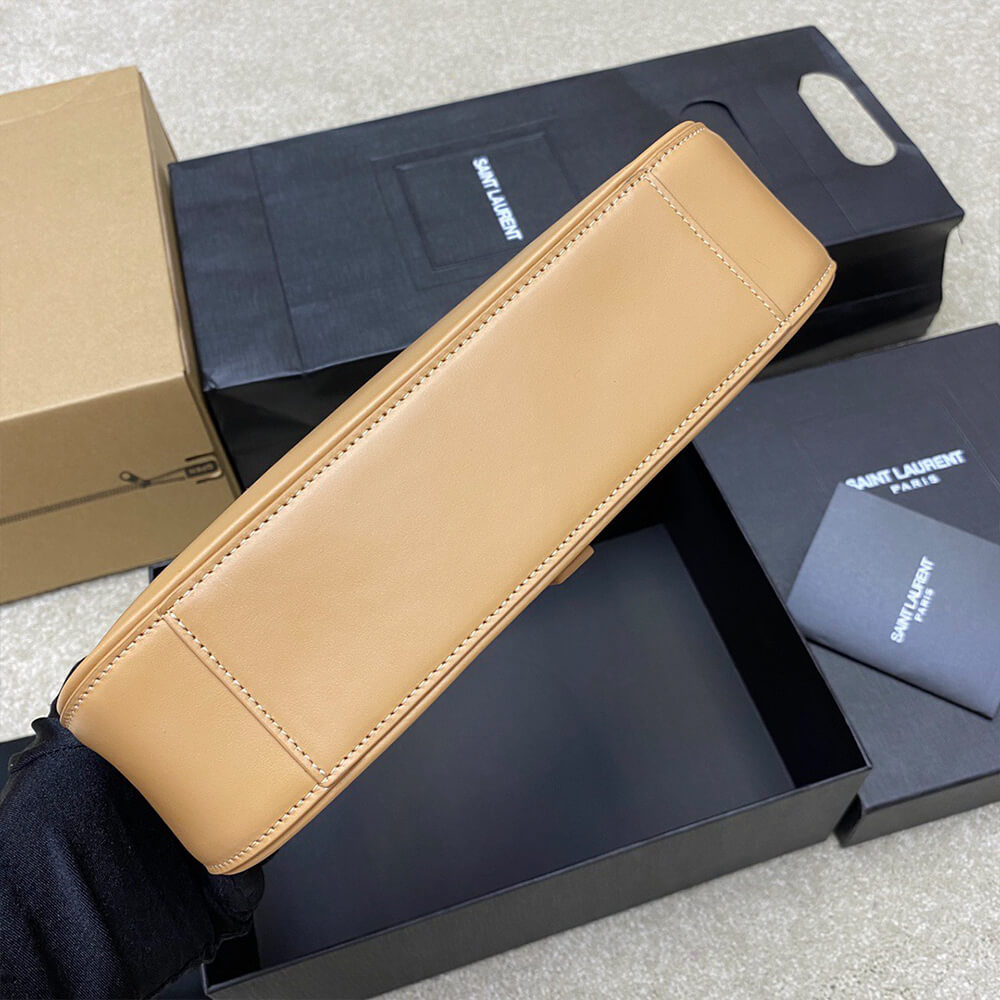 YSL LE 5 A 7 HOBO BAG IN SMOOTH LEATHER - Top Club