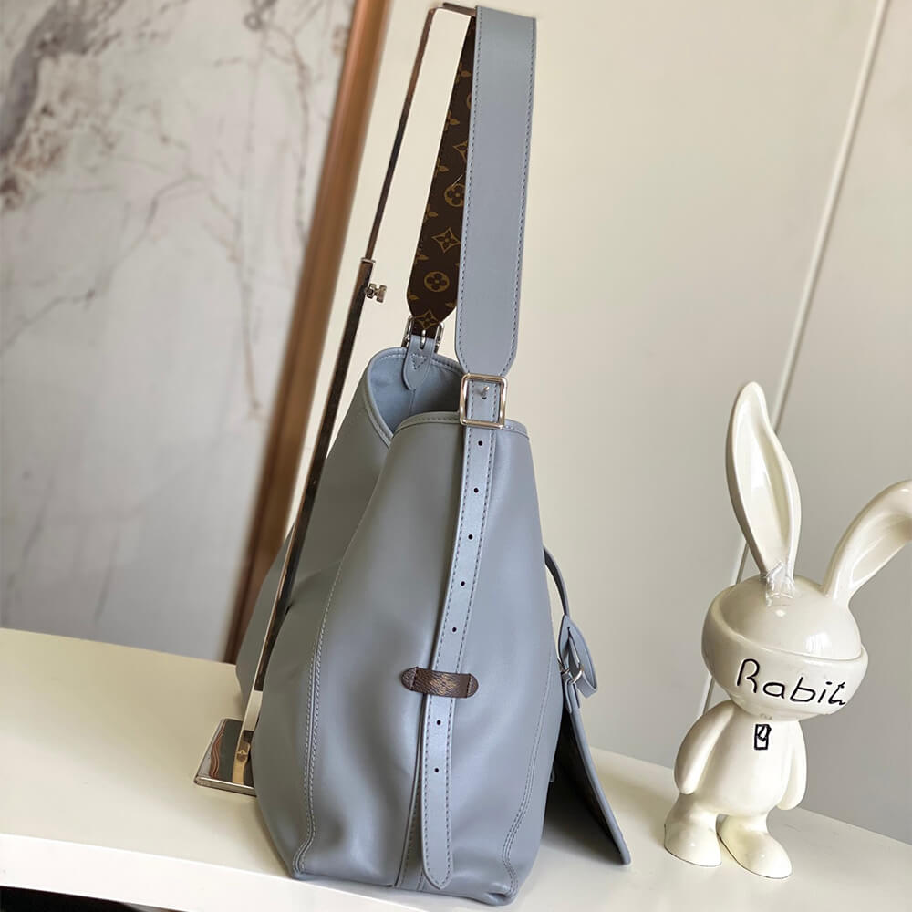 LV Carryall Vibe MM - Top Club