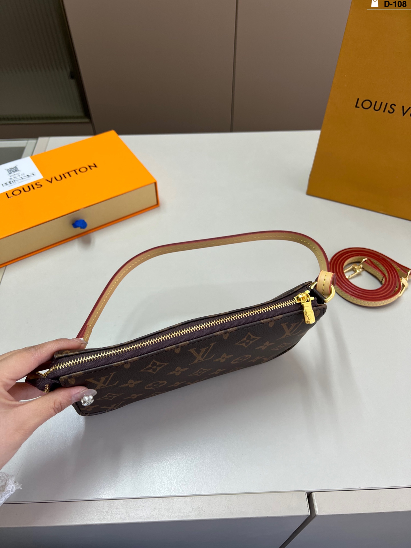 Louis new arrival IVY bag size: 21*12 cm - Top Club