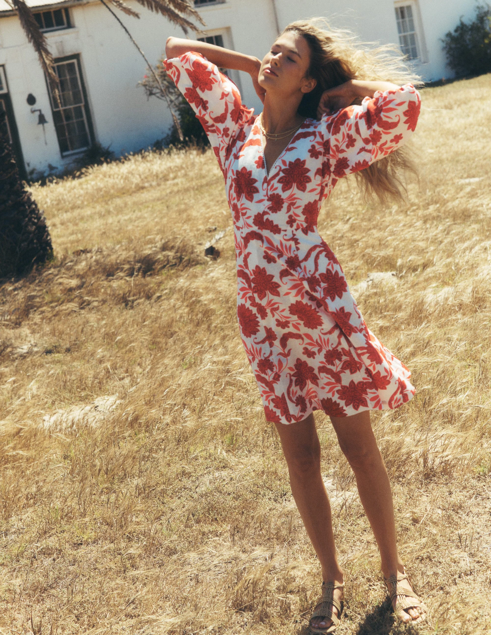 Marla Kurzes Kleid aus Leinenmischgewebe-Rot Elegante Blüten
