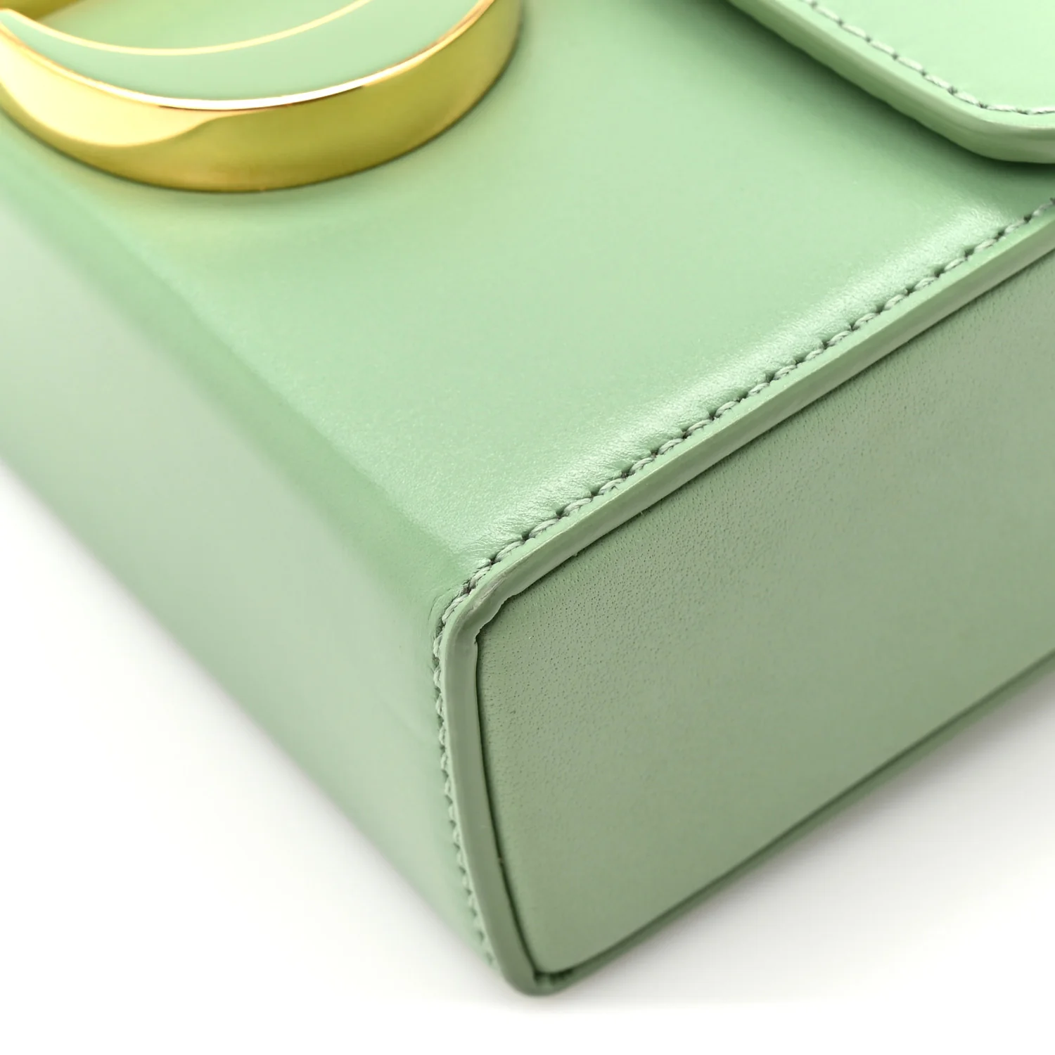 Box Calfskin 30 Montaigne Box Bag Mint Green - Top Club