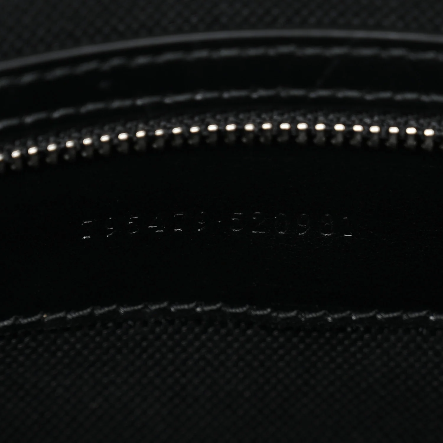 GG Supreme Monogram Small Crossbody Bag Black - Top Club