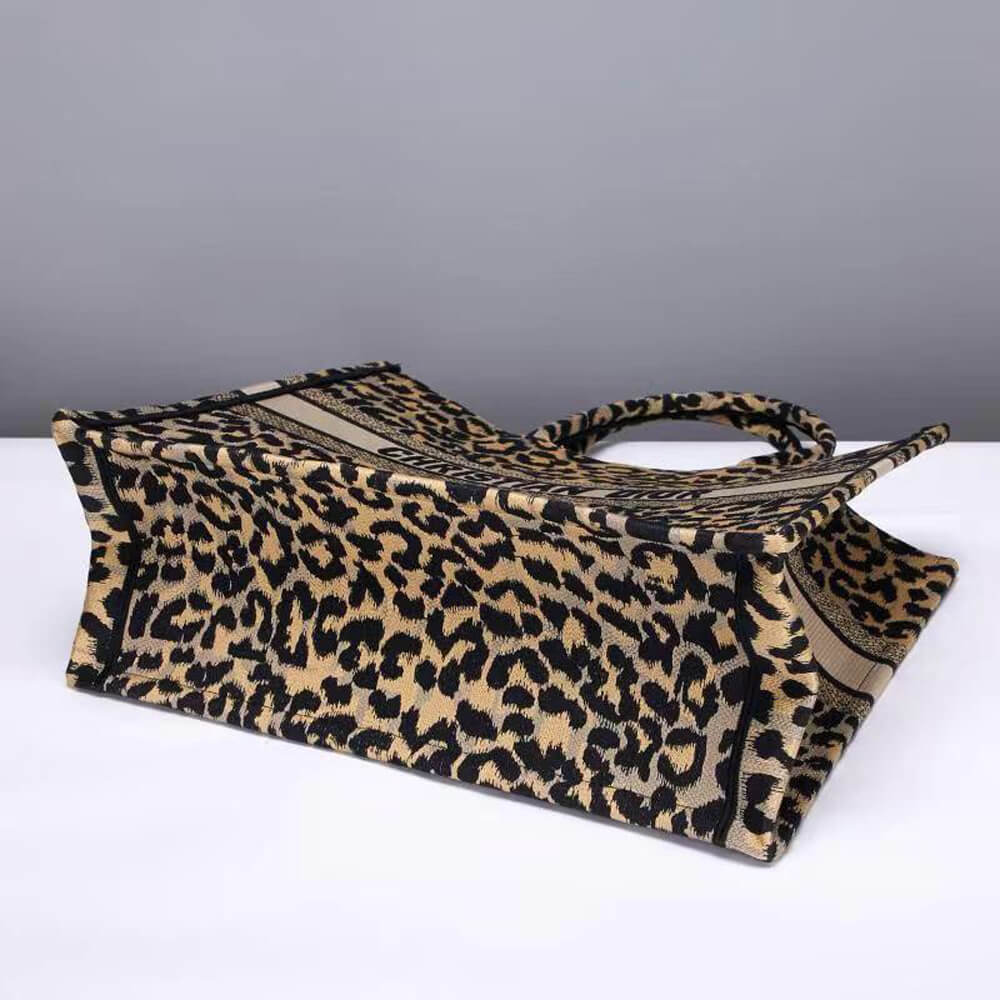 LARGE DIOR BOOK TOTE - Top Club