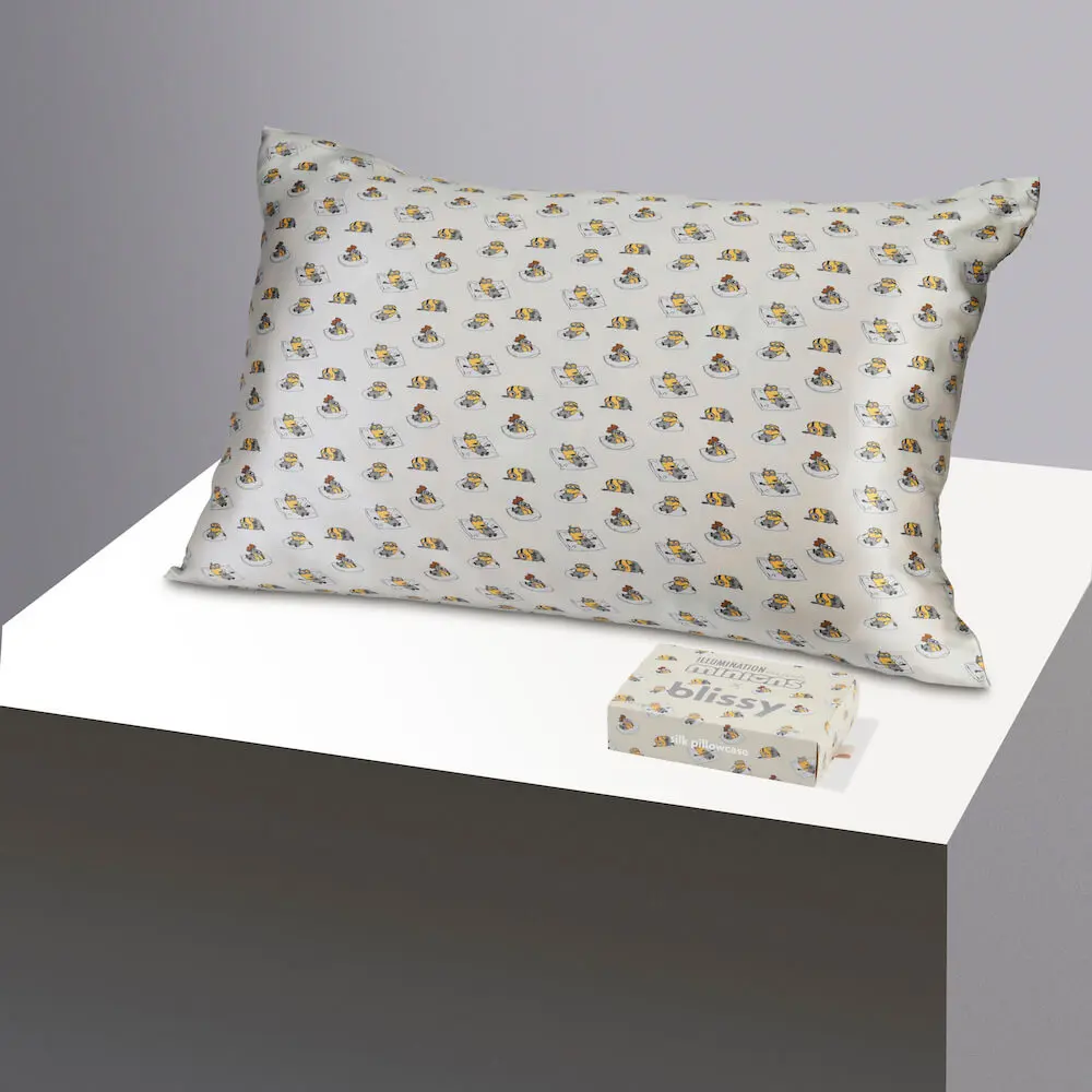 Blissy x Minions Silk Pillowcase – 100% Mulberry Silk – Improve Hair, Skin & Health While You Sleep