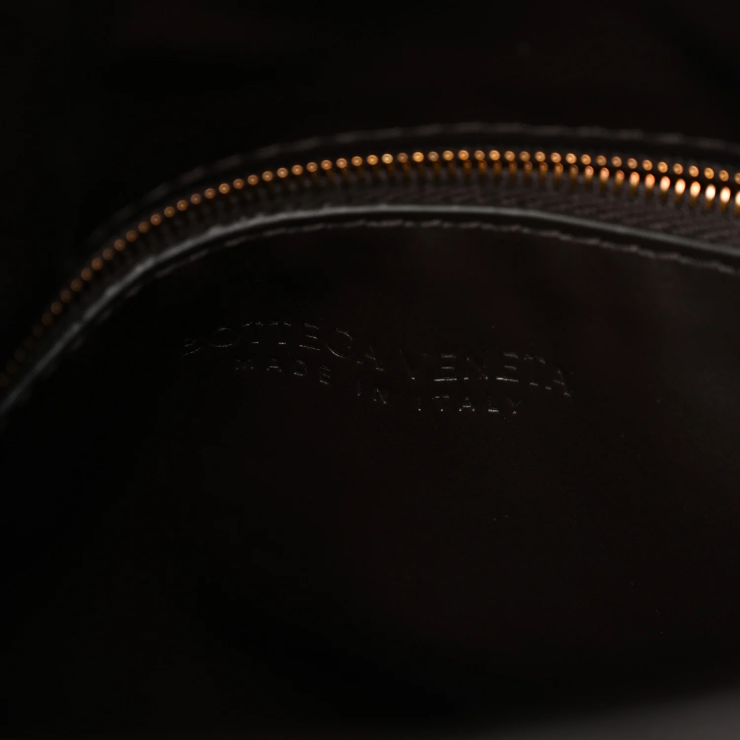 Calfskin Intrecciato Small Hop Fondant - Top Club