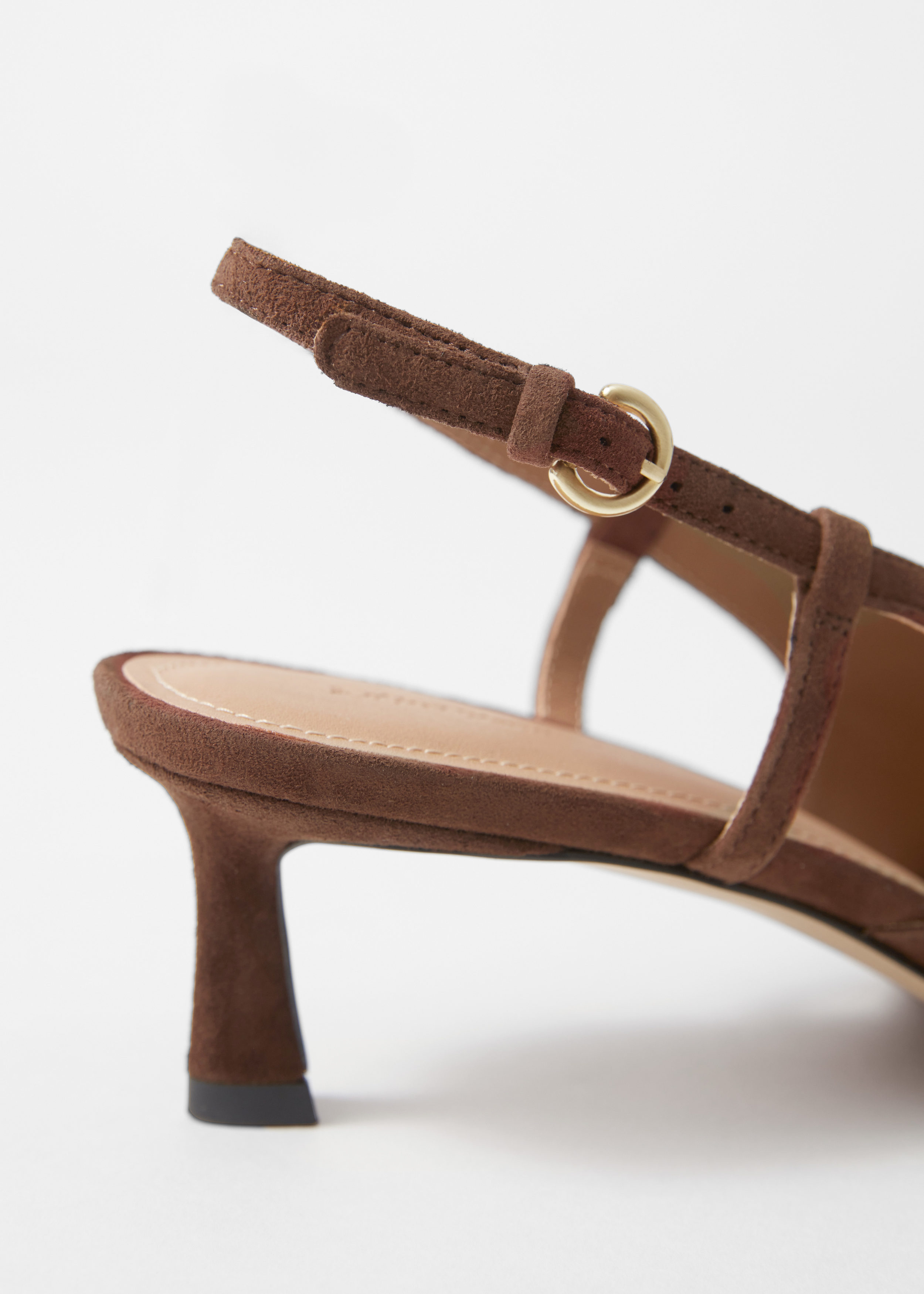 & Other Stories CLASSIC LEATHER SLINGBACK PUMPS