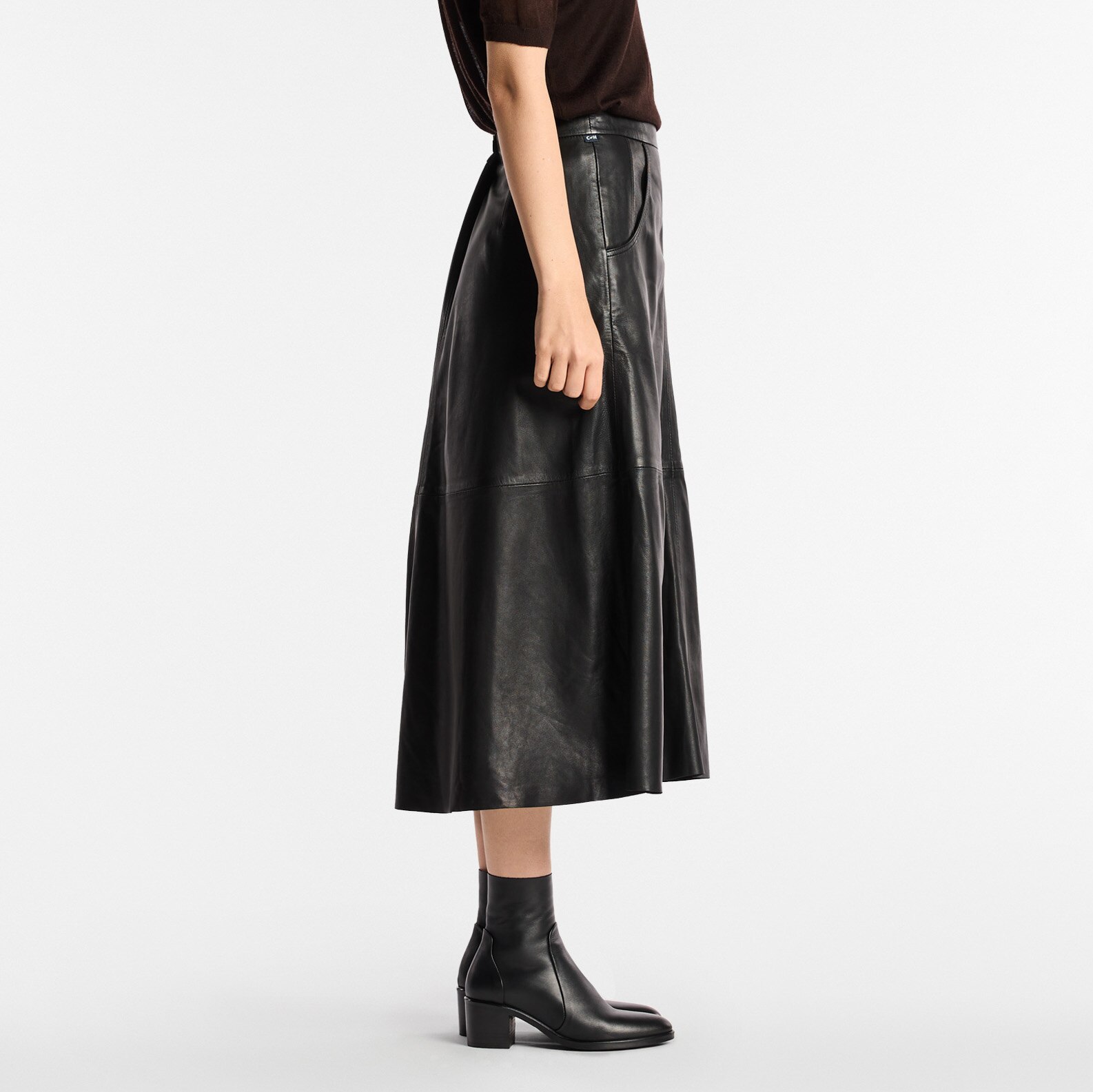 KickingSlim Ankle Boot