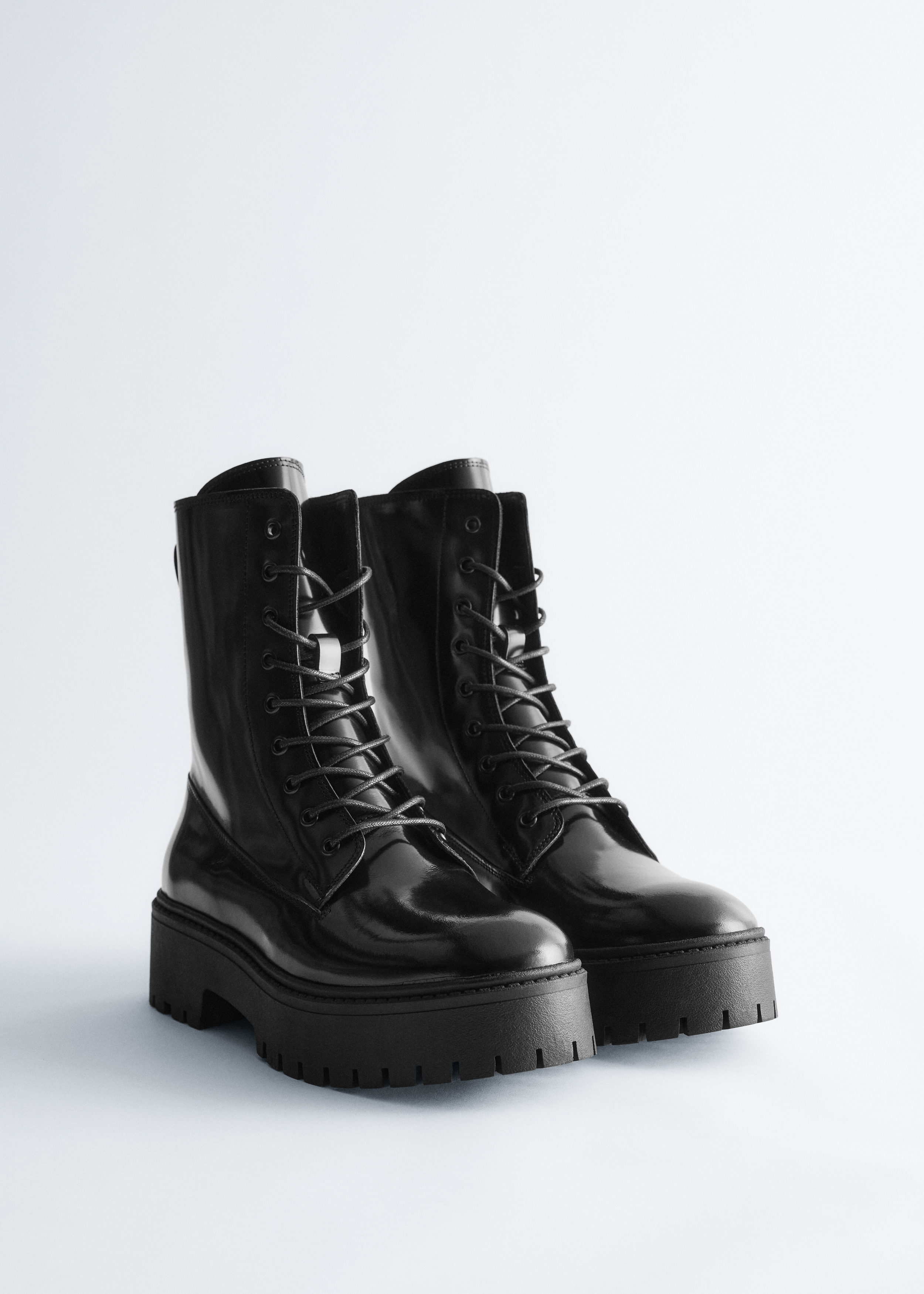 & Other Stories LACE-UP LEATHER BOOTS