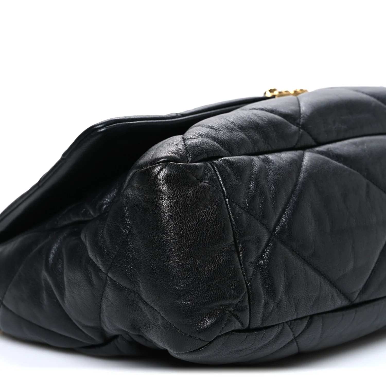Shiny Goatskin Quilted Maxi Chanel 19 Flap Black - Top Club
