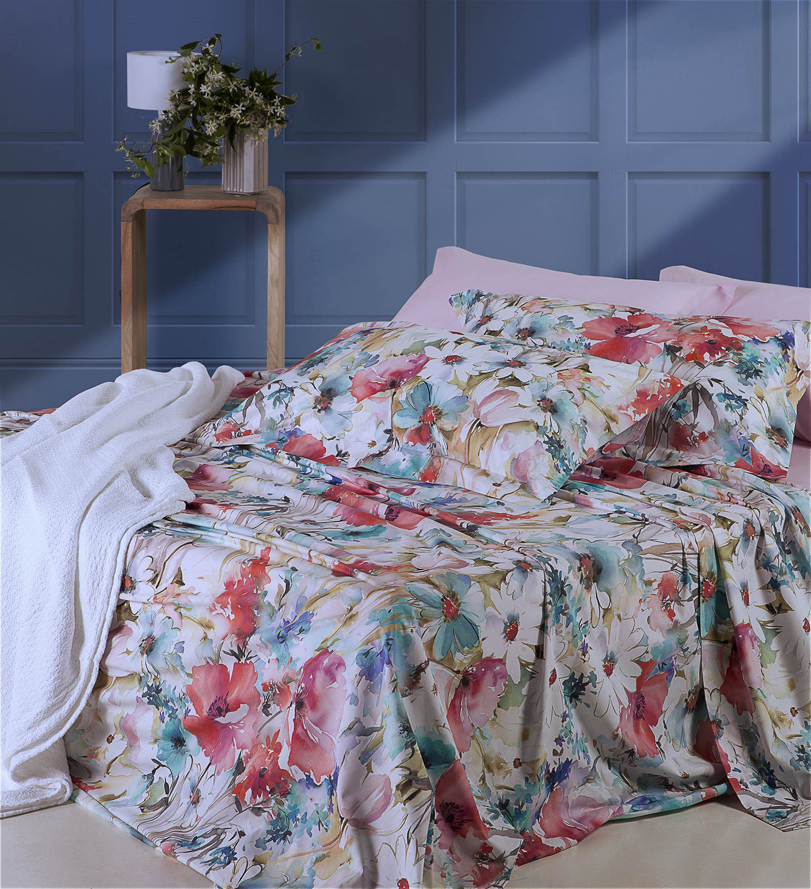 Copripiumino Con Federe In Percalle Acquerello Di Fiori Matrimoniale