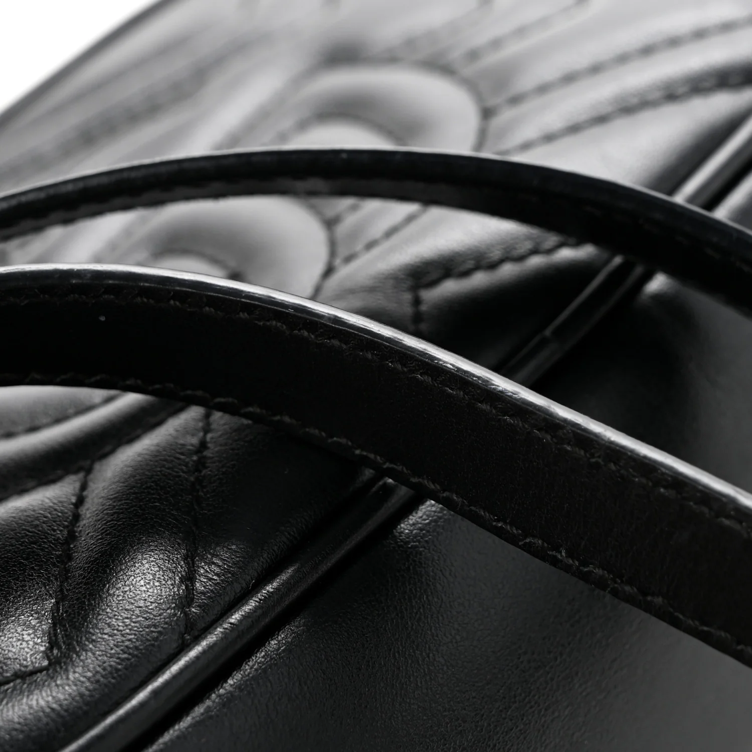 Calfskin Matelasse Mini GG Marmont Chain Shoulder Bag Black - Top Club