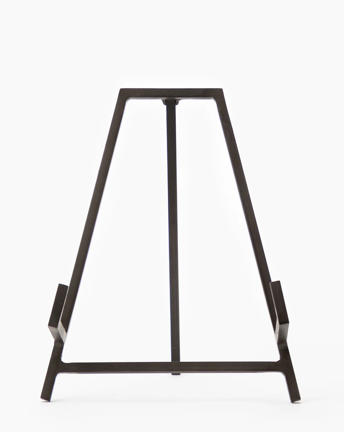 Studio Display Easel