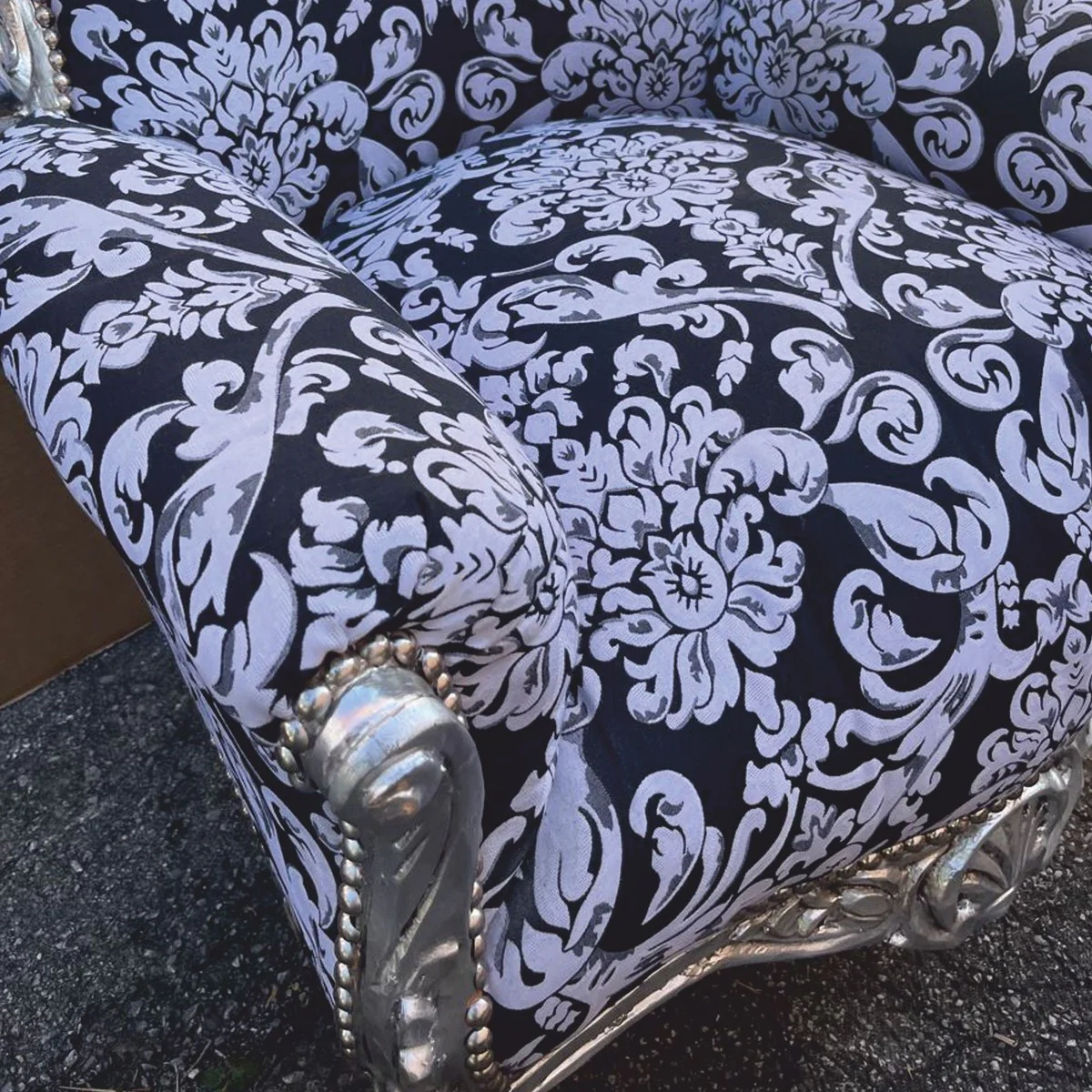 Baroque living room armchair black / white / silver - magnificent baroque furniture