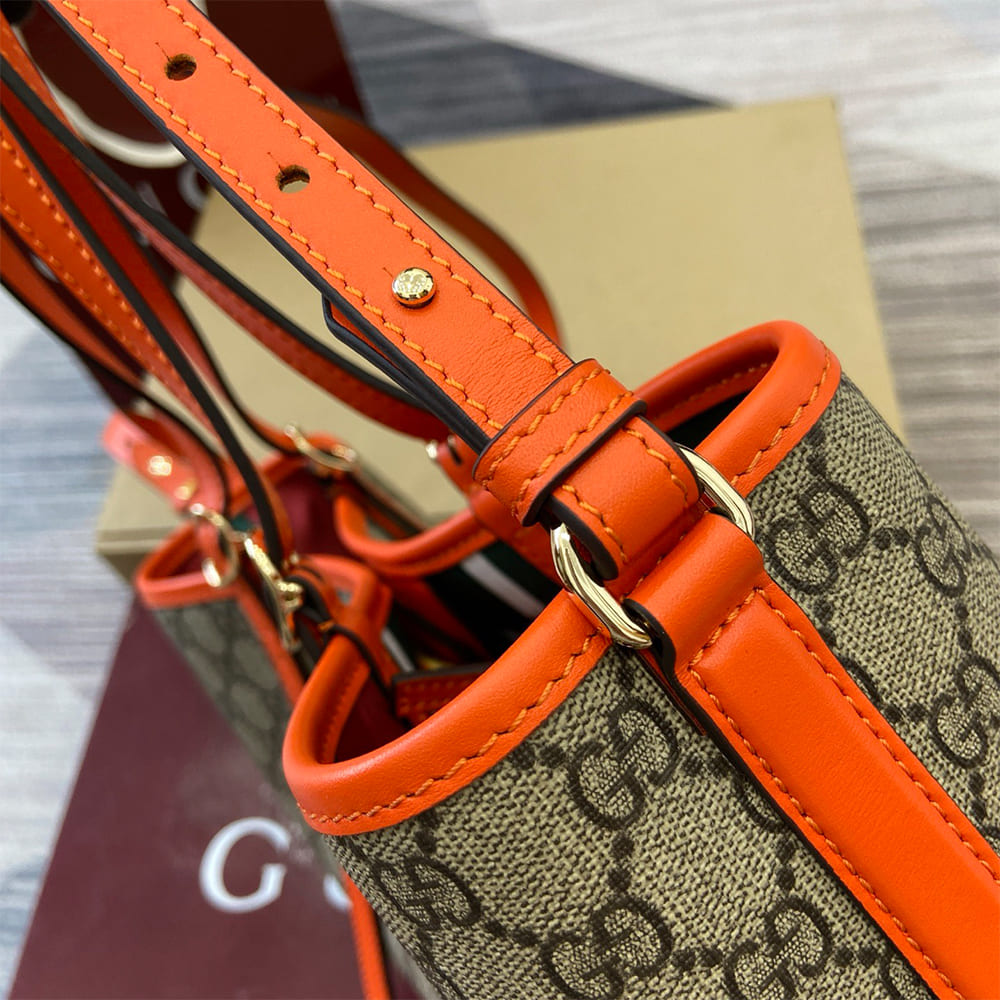 GG Emblem medium tote bag - Top Club