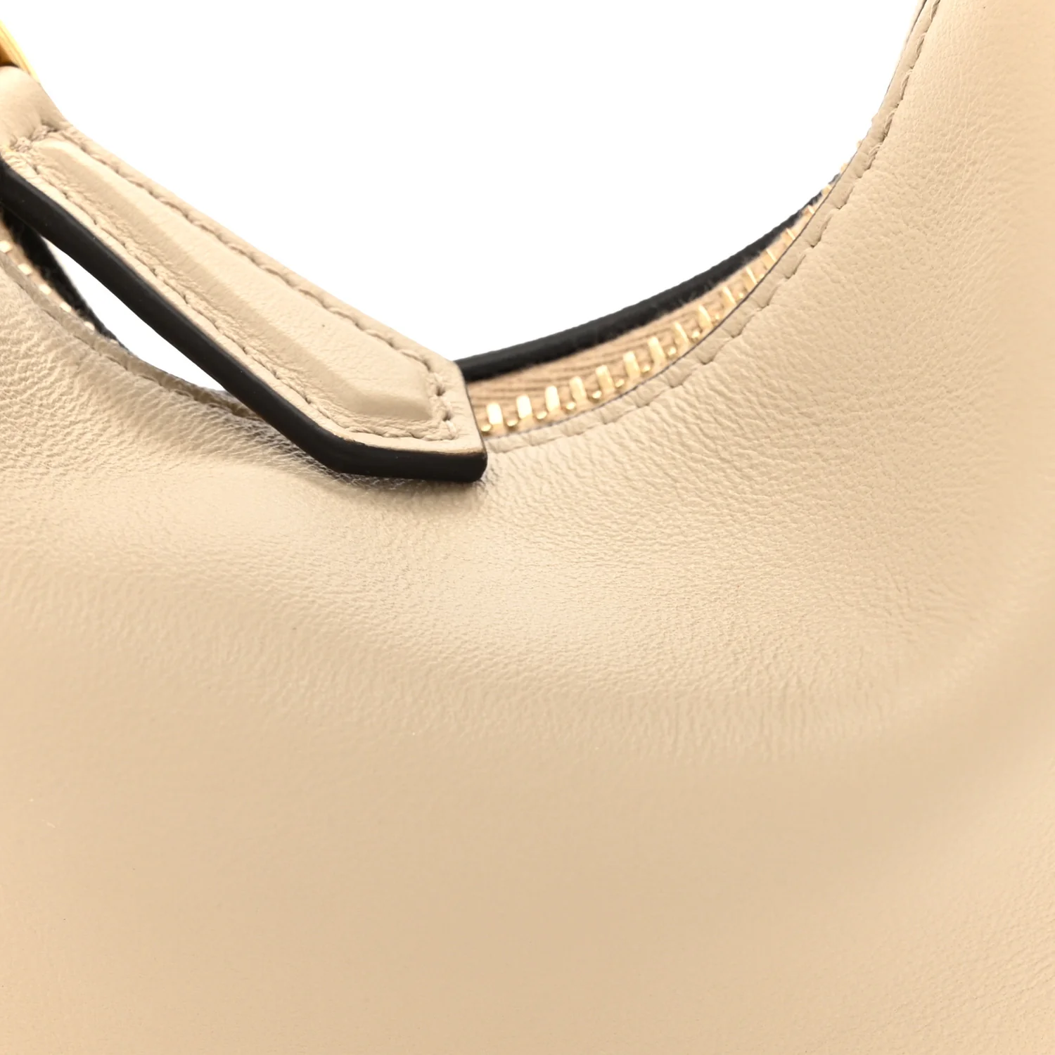 Vitello Grace Matte Nano Fendigraphy Hobo Charm Nuvola - Top Club