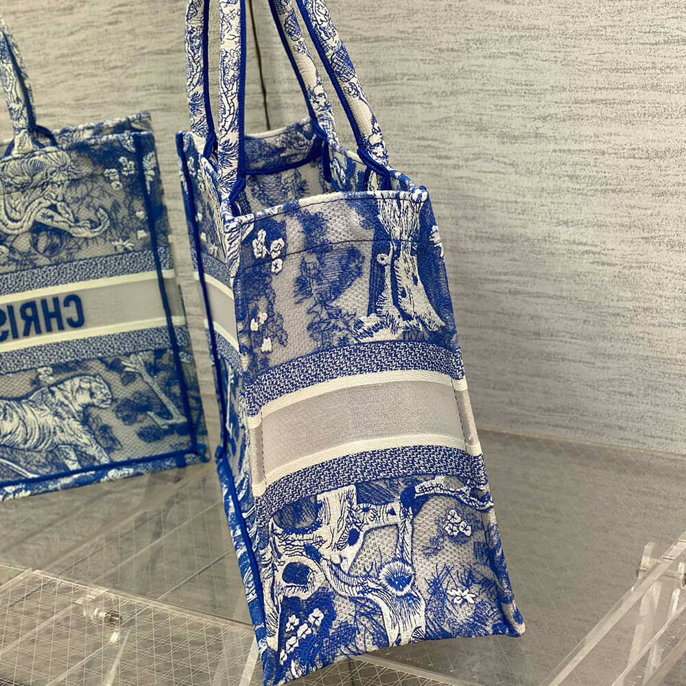 Dior MEDIUM DIOR BOOK TOTE - Top Club