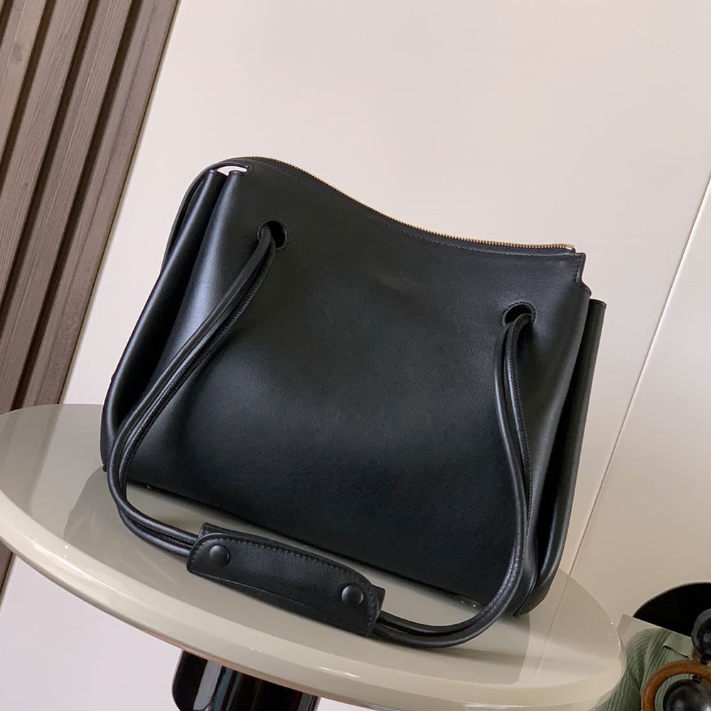 Loewe Medium Madrid bagin supple calfskin(HIGH-END GRADE) - Top Club