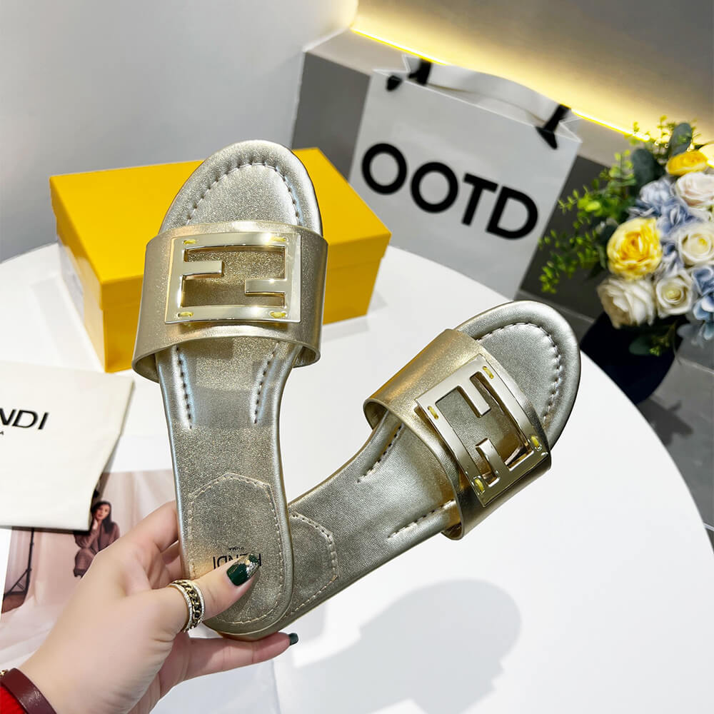 Fendi Baguette Slides - Top Club