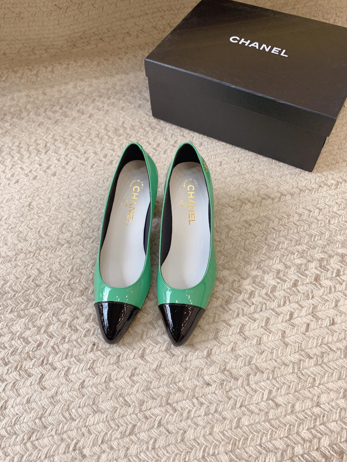 Chanel new patent leather shoes - Sneaker Replica Workshop