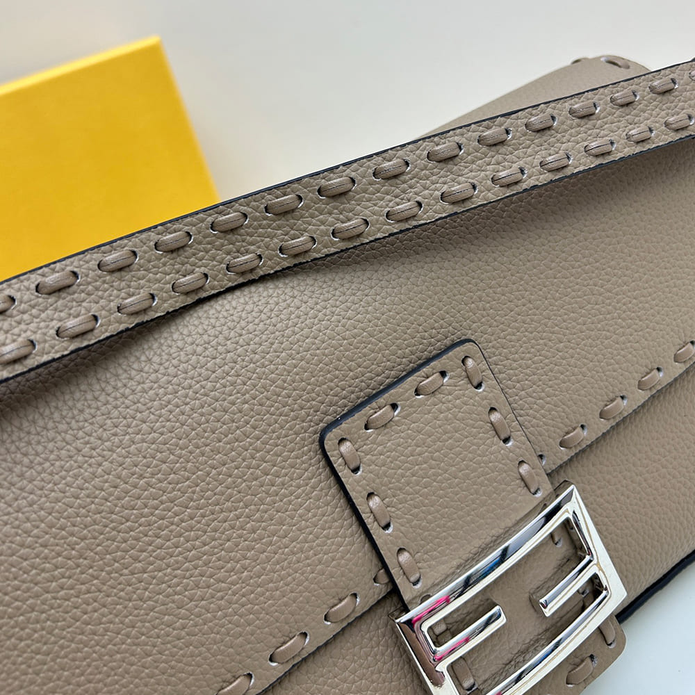 Fendi Baguette - Top Club