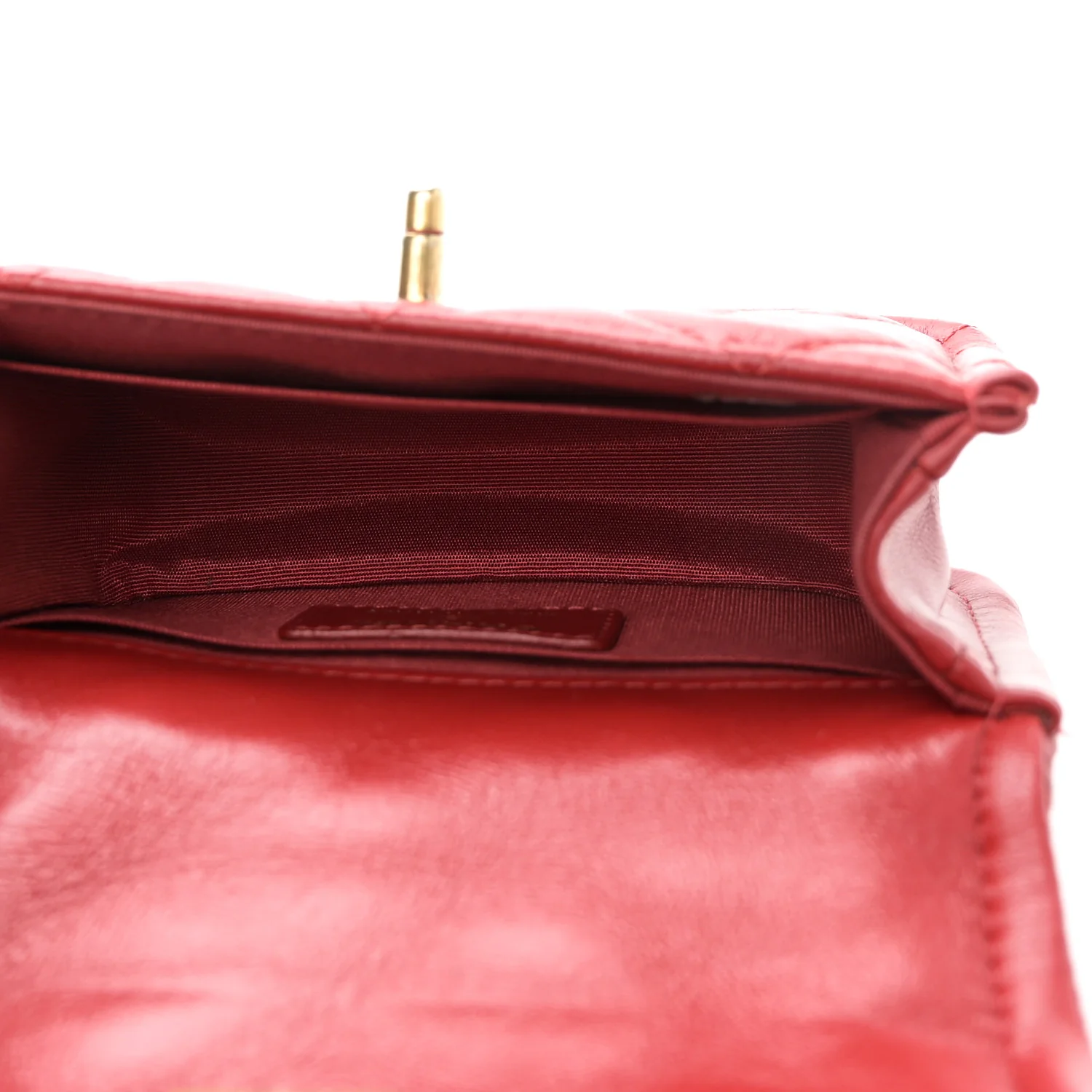Shiny Lambskin Quilted Extra Mini Flap Red - Top Club