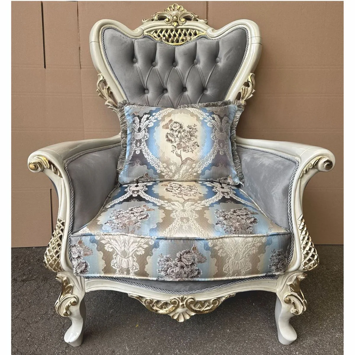 Baroque armchair gray / colorful / cream / gold - magnificent baroque furniture