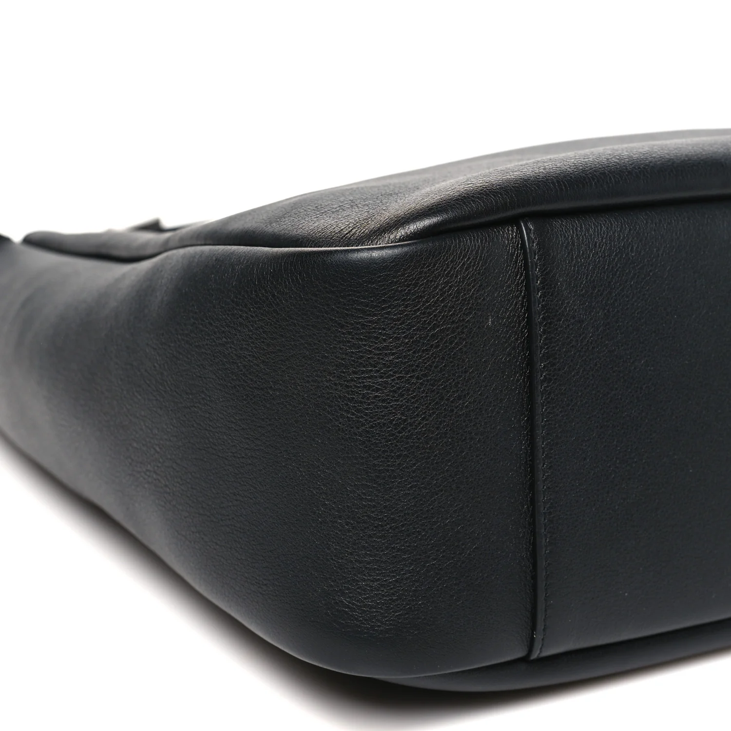 Supple Calfskin Large Le 5 A 7 Soft Hobo Black - Top Club